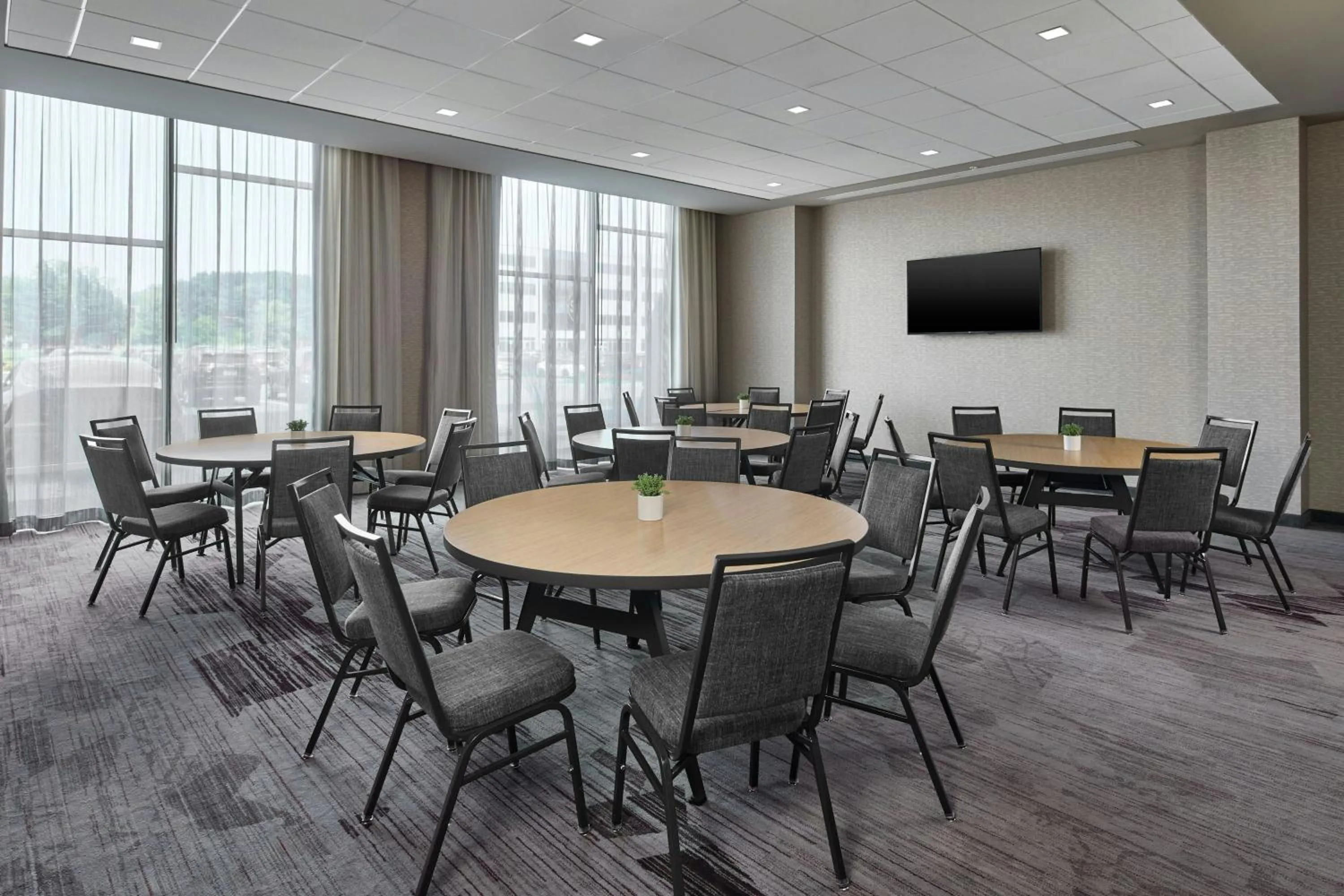 Lobby or reception in Courtyard by Marriott Albany Airport