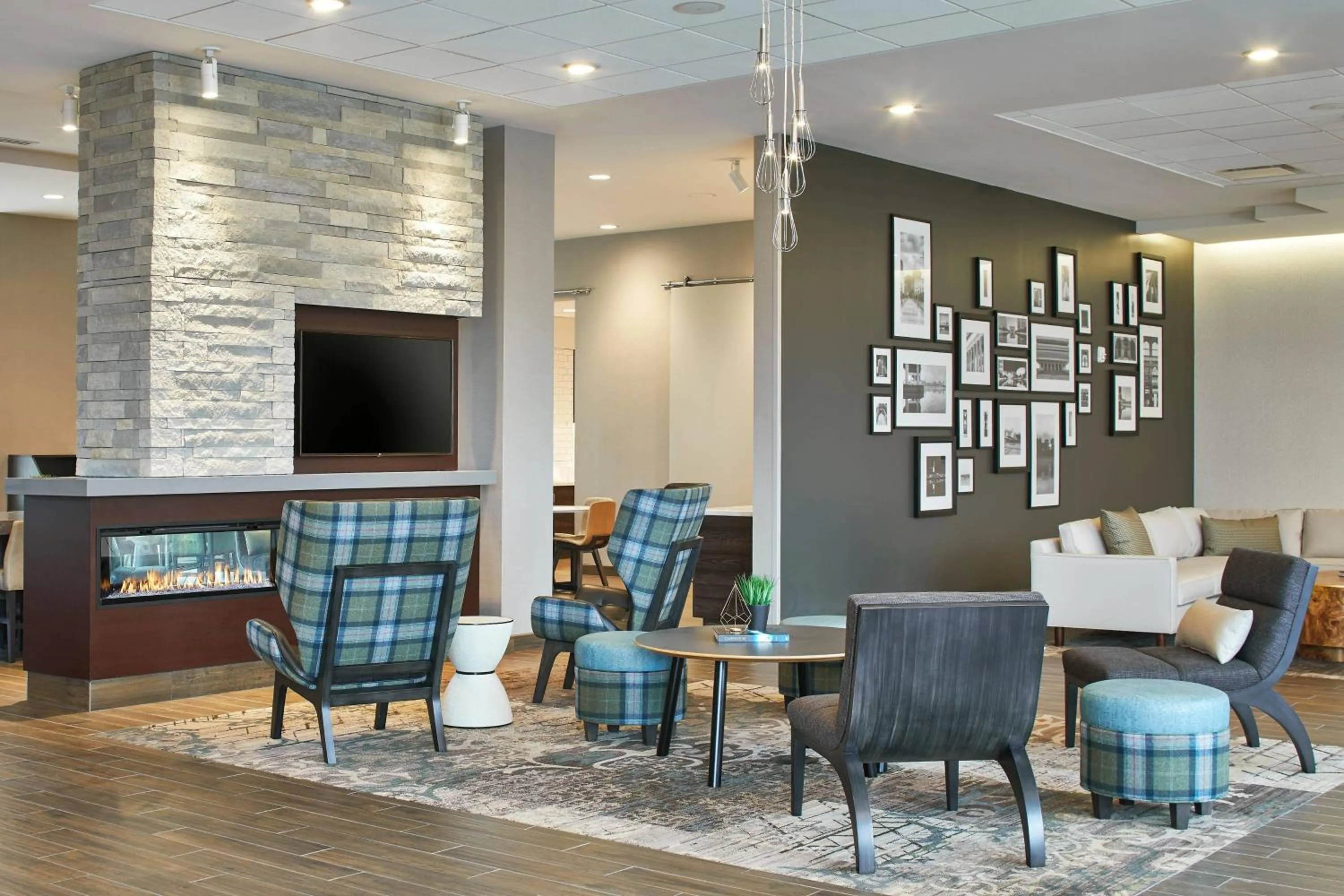 Lobby or reception in Residence Inn by Marriott Albany Airport