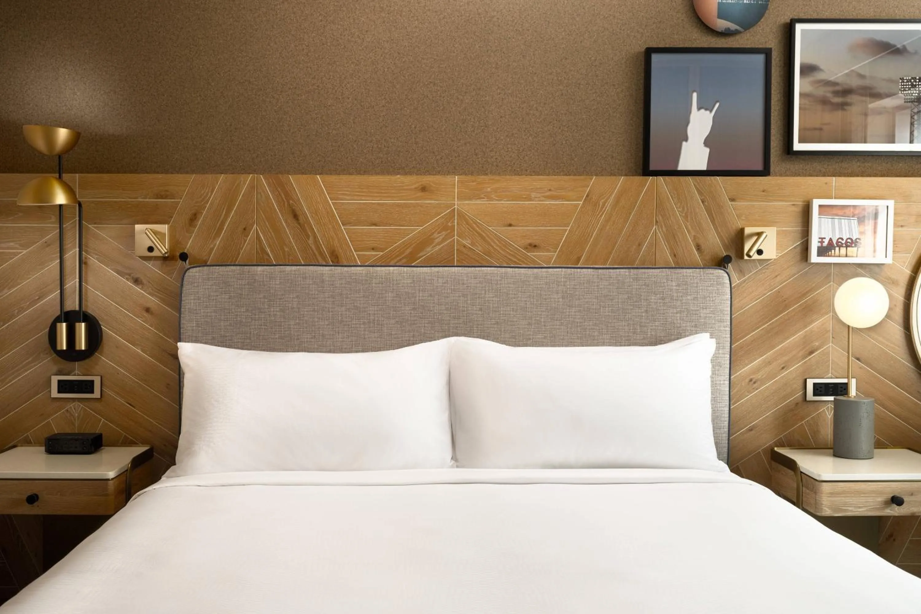 Photo of the whole room, Bed in The Otis Hotel Austin, Autograph Collection