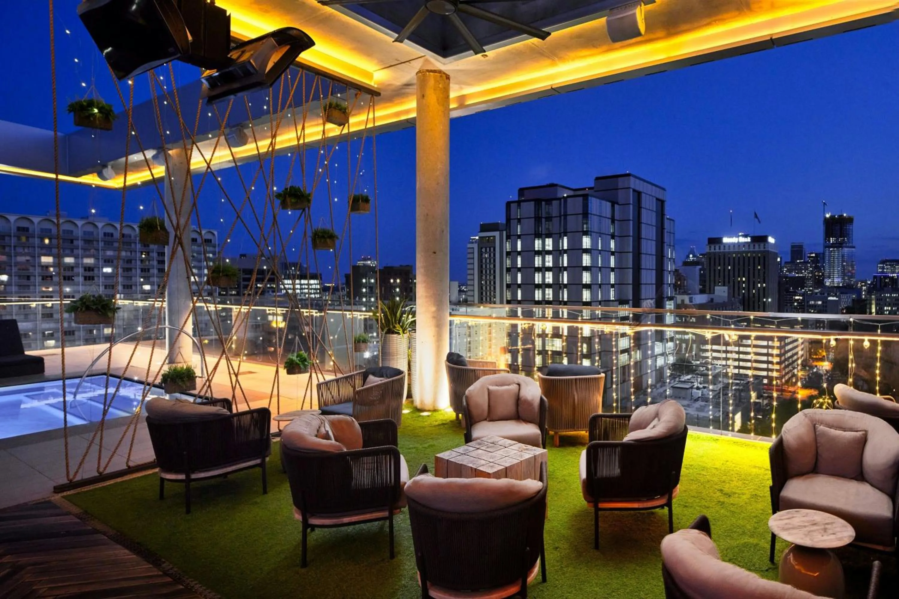 Restaurant/places to eat in The Otis Hotel Austin, Autograph Collection