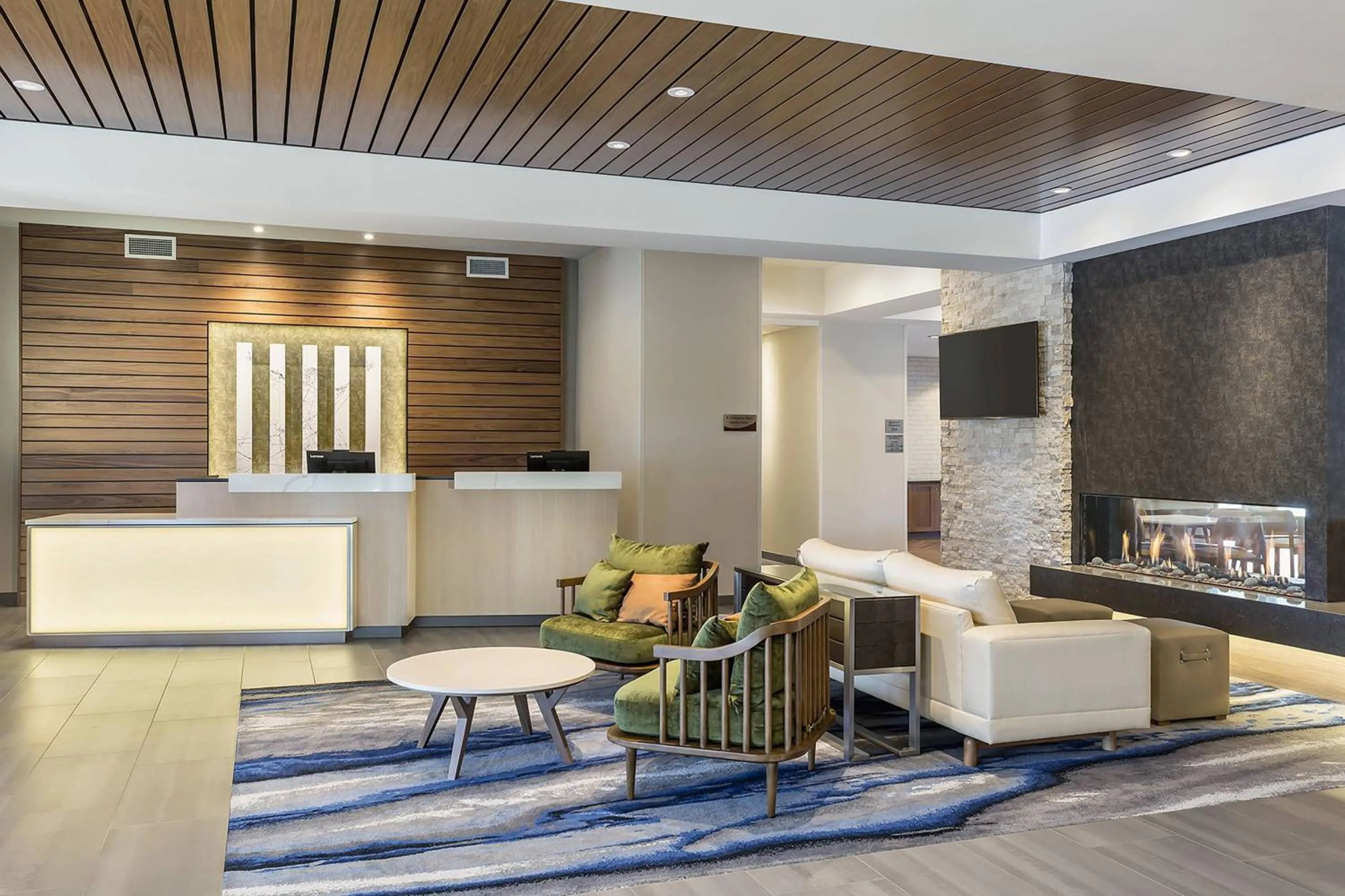Lobby or reception in Fairfield Inn & Suites by Marriott Minneapolis North/Blaine