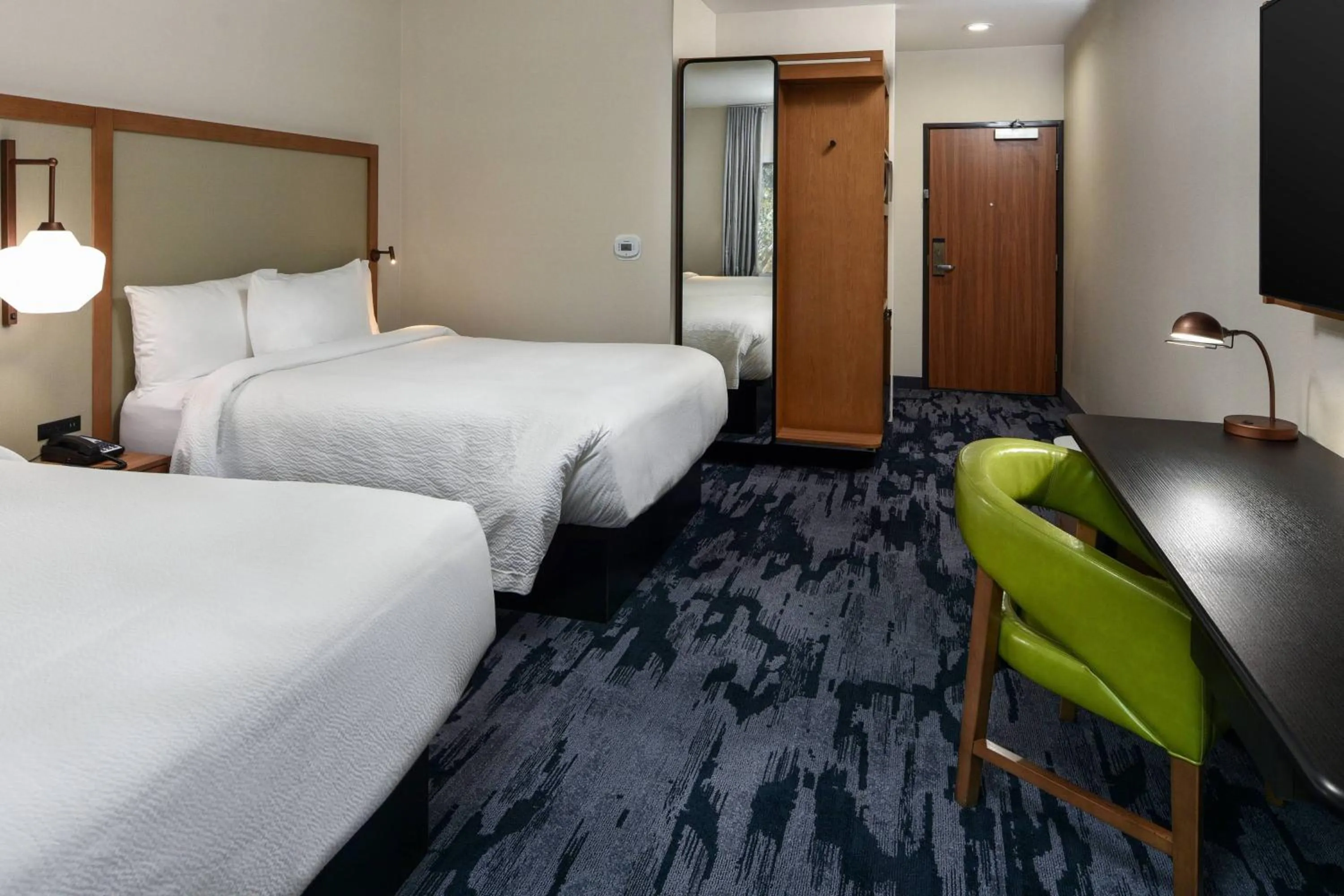 Photo of the whole room, Bed in Fairfield Inn & Suites by Marriott Moorpark Ventura County