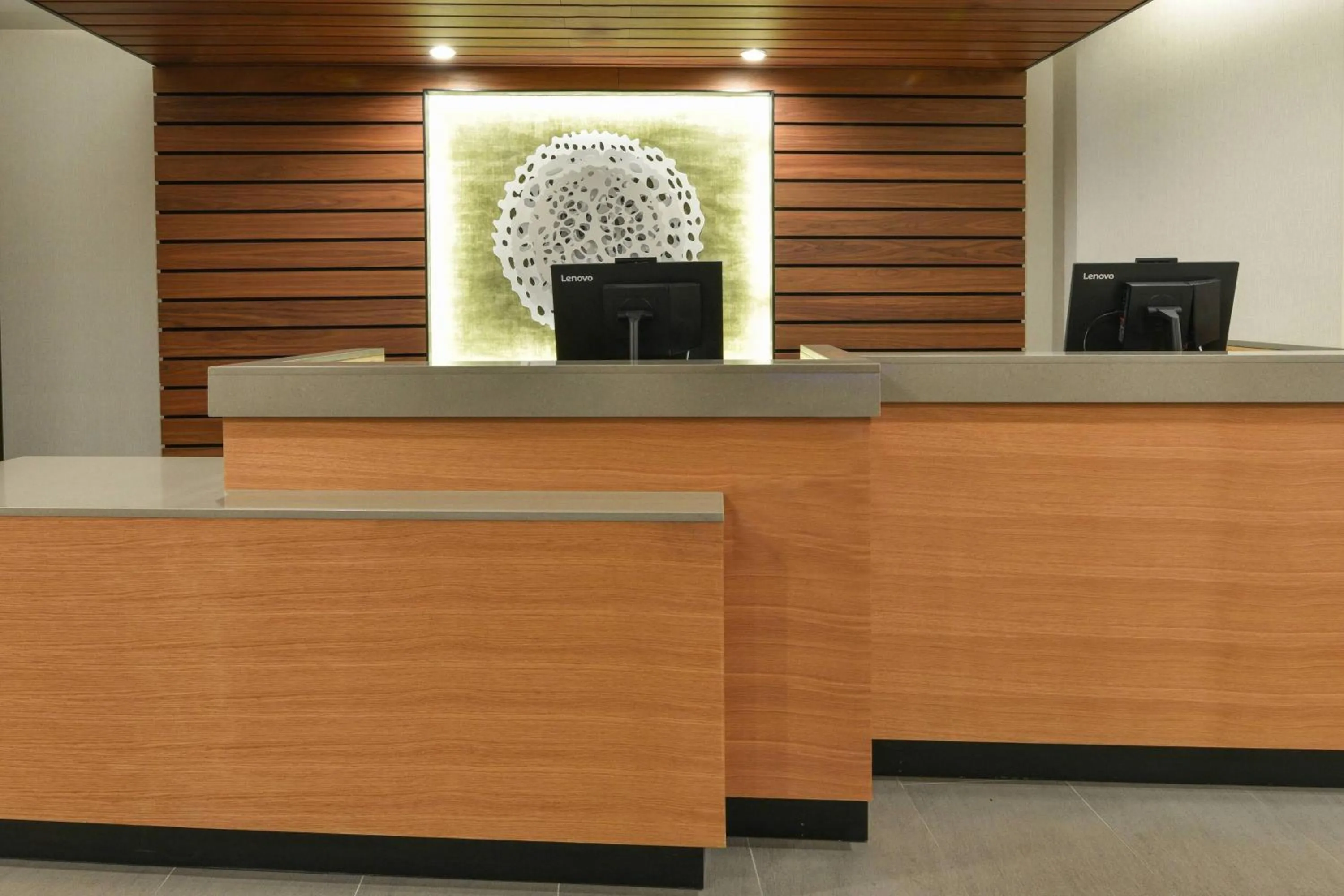 Lobby or reception in Fairfield Inn & Suites by Marriott Moorpark Ventura County