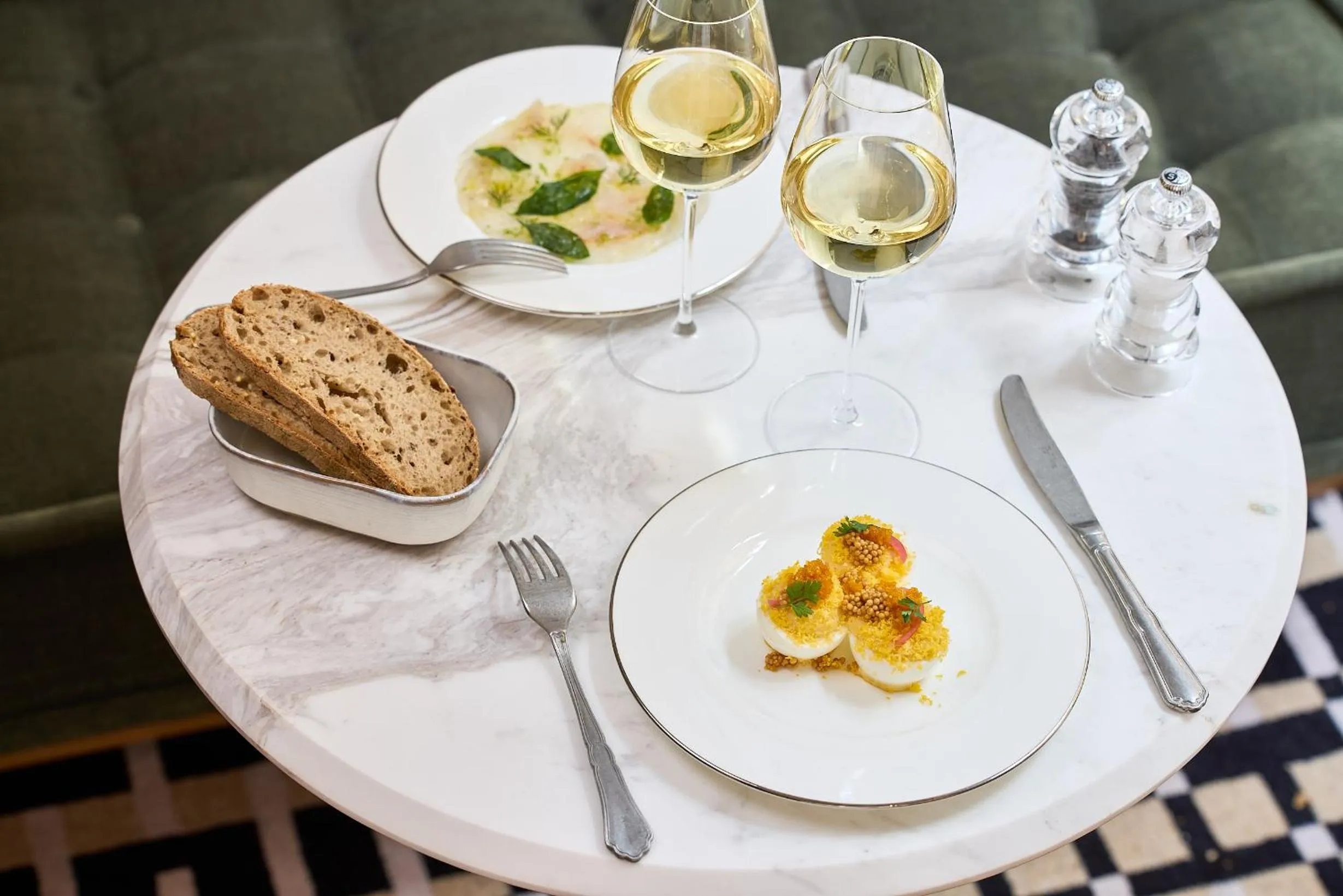 Restaurant/places to eat in Hôtel Noucha