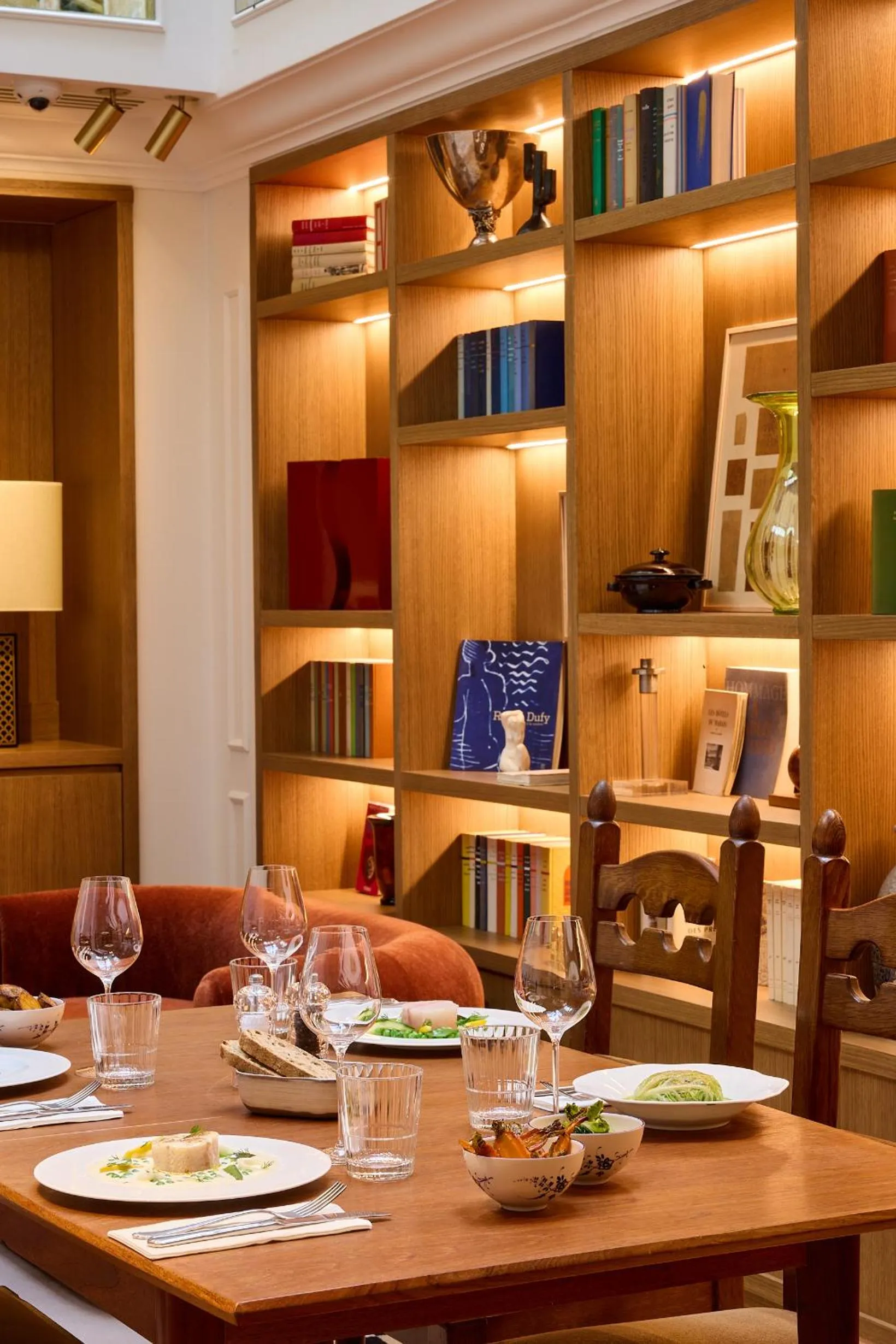 Library in Hôtel Noucha