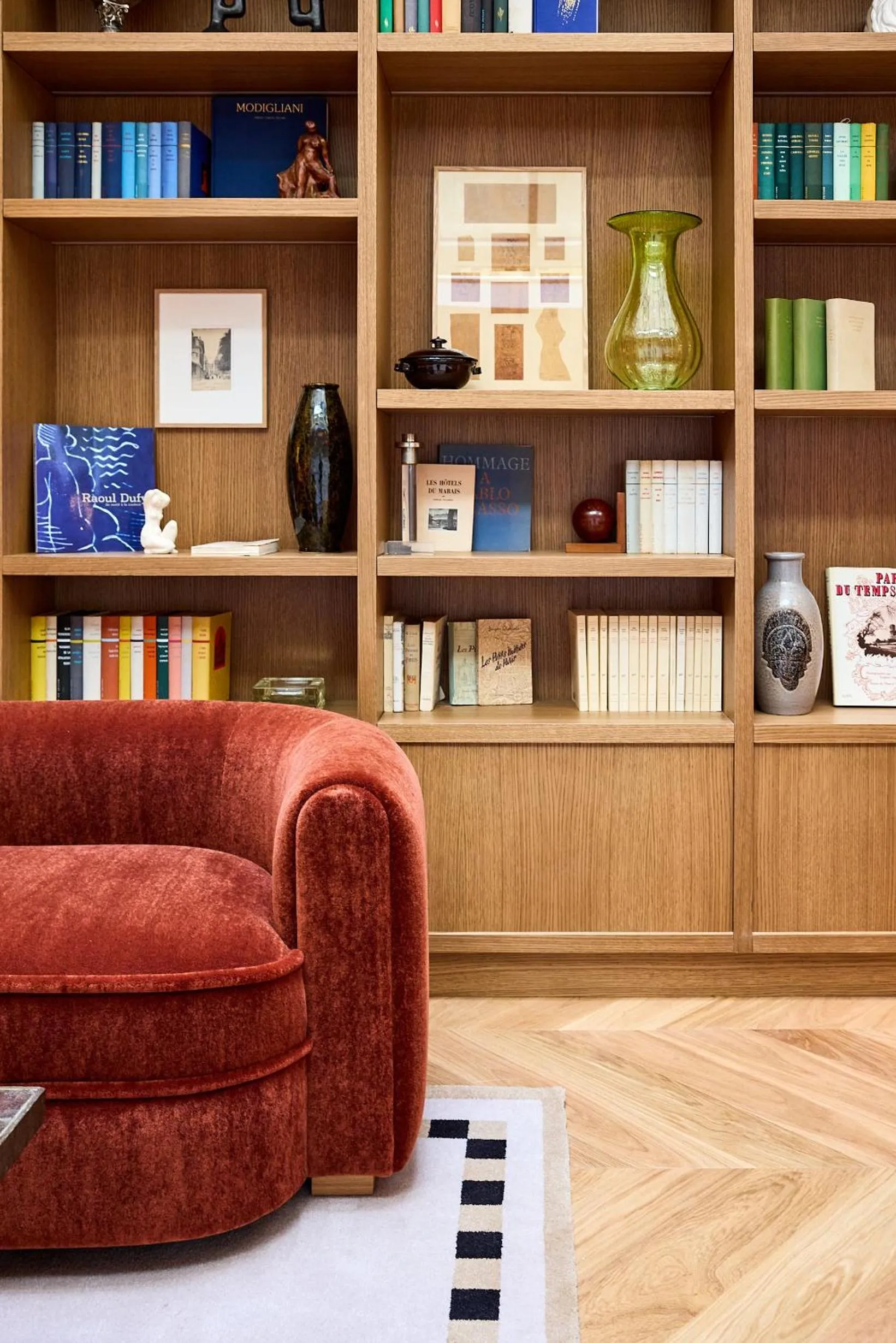 Library in Hôtel Noucha