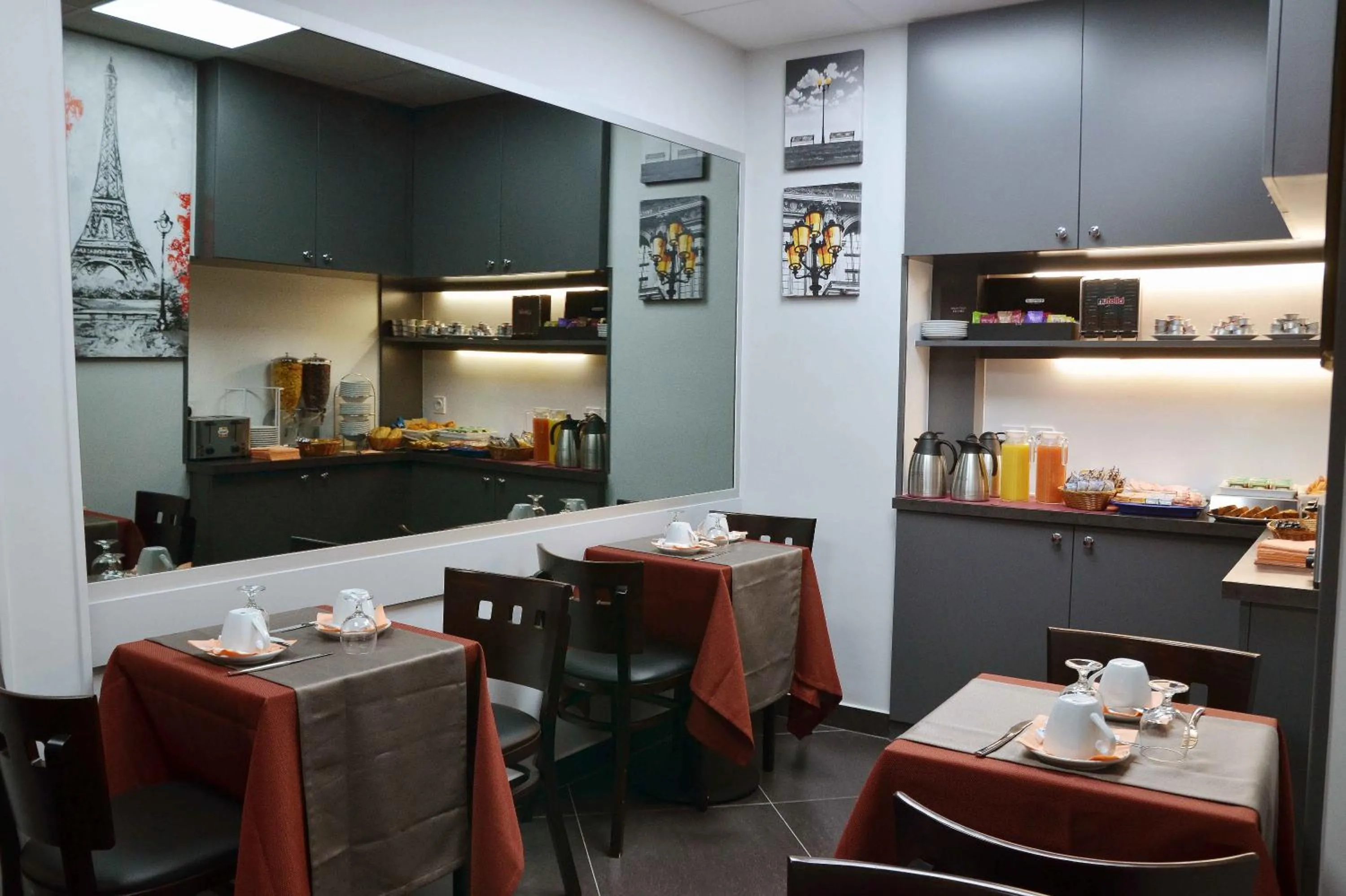 Buffet breakfast, Restaurant/Places to Eat in Ribera Eiffel