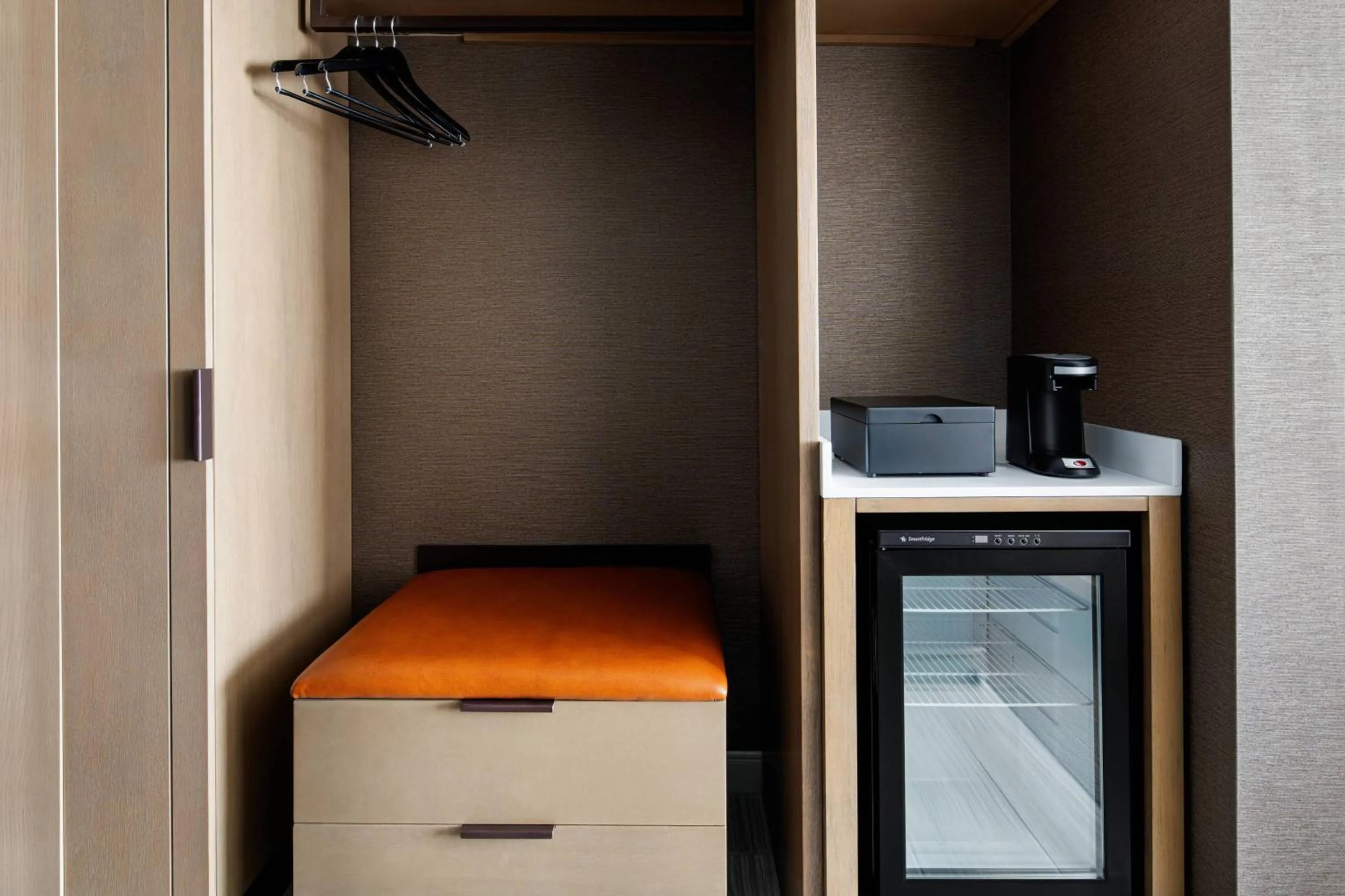 Photo of the whole room in Marriott Phoenix Chandler