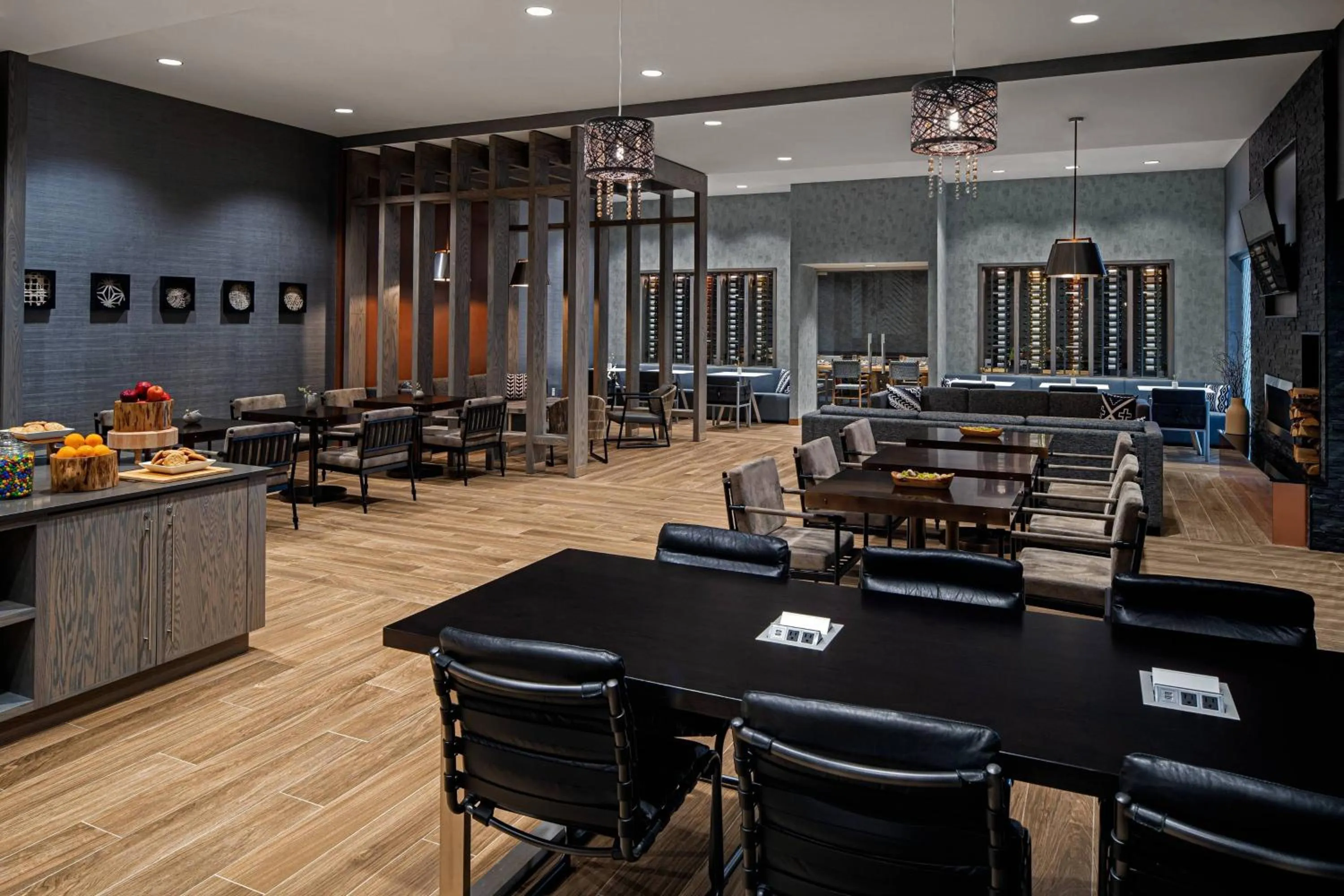 Lounge or bar in Marriott Phoenix Chandler