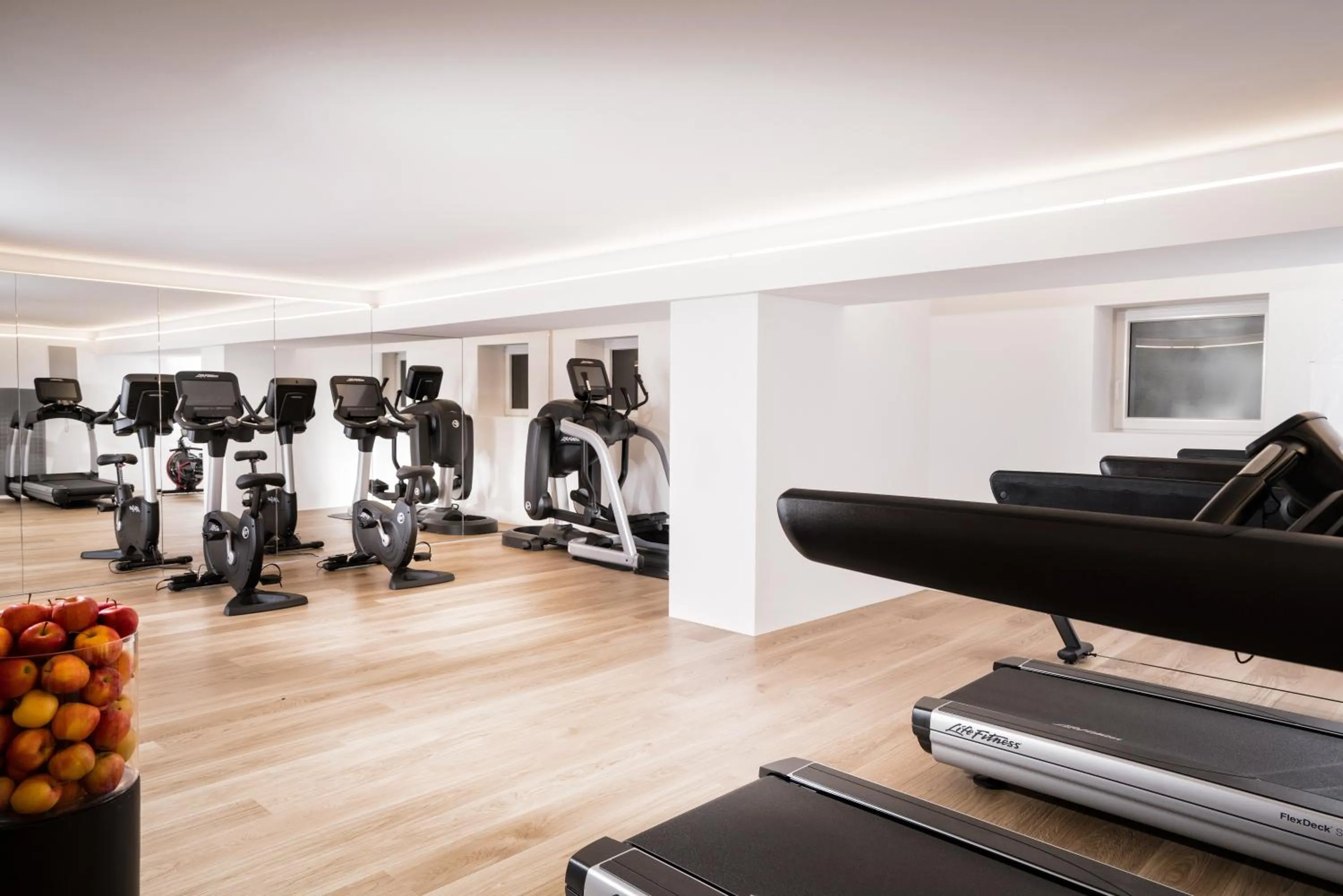 Fitness centre/facilities in 7132 Hotel