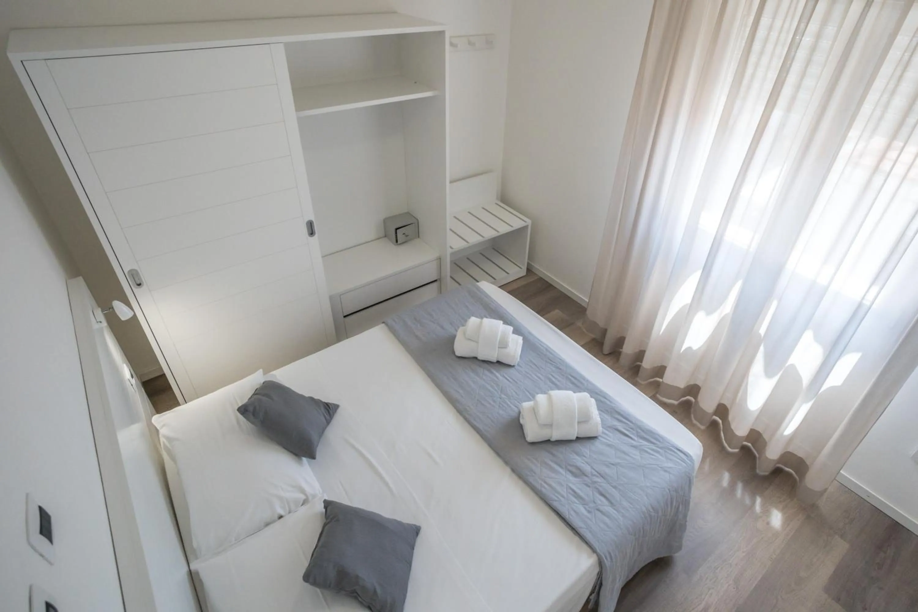 Photo of the whole room, Bed in Rimini Bay Suites&Residence
