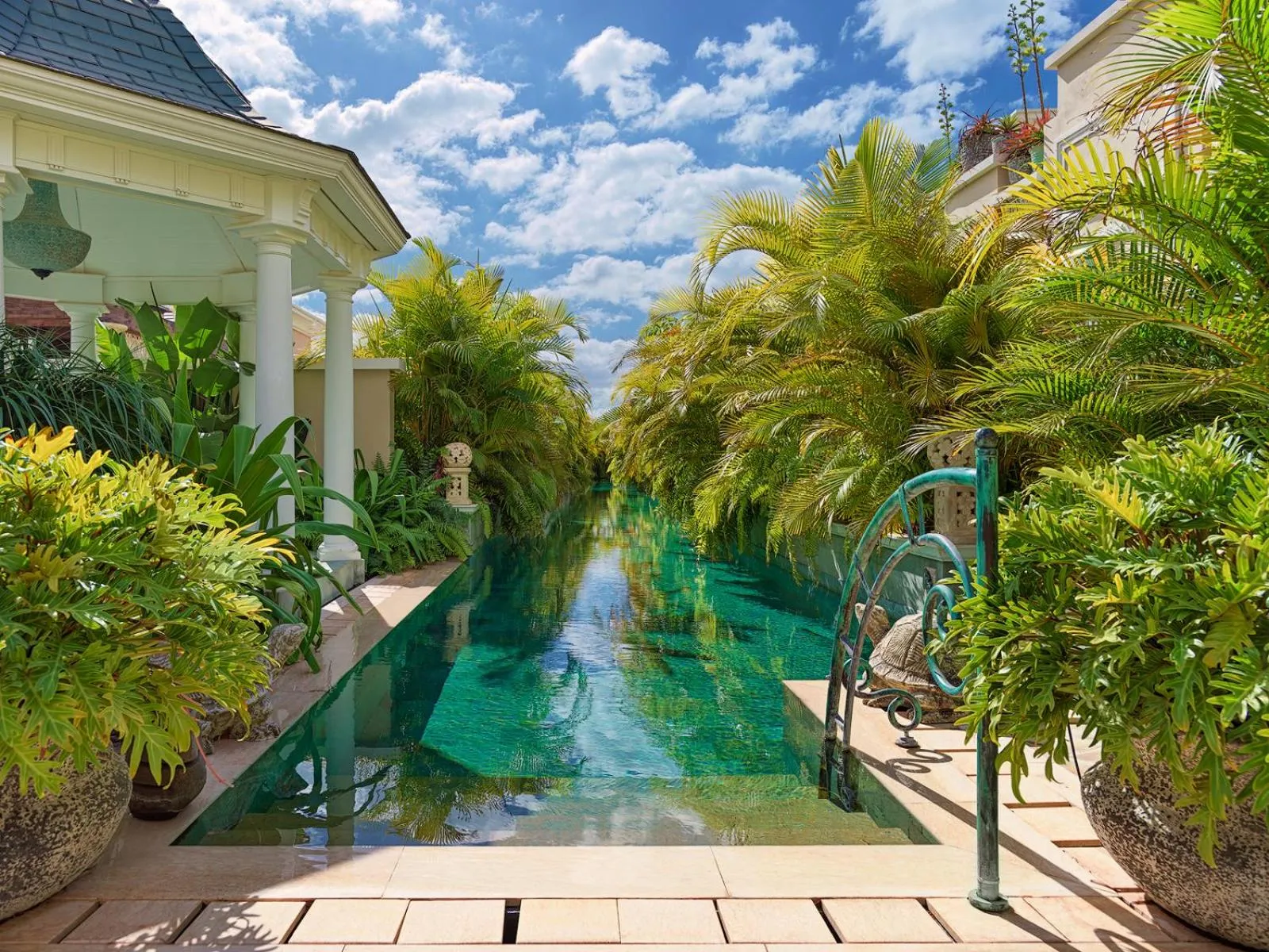 Swimming pool in Royal River, Luxury Hotel - Adults Only