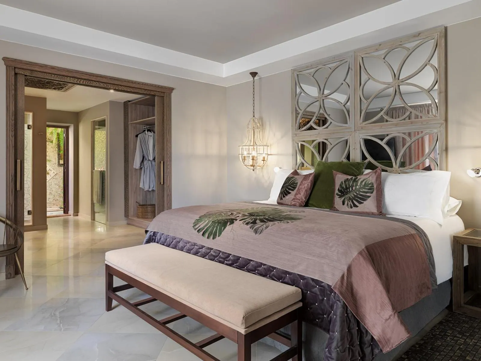 Bedroom, Bed in Royal River, Luxury Hotel - Adults Only