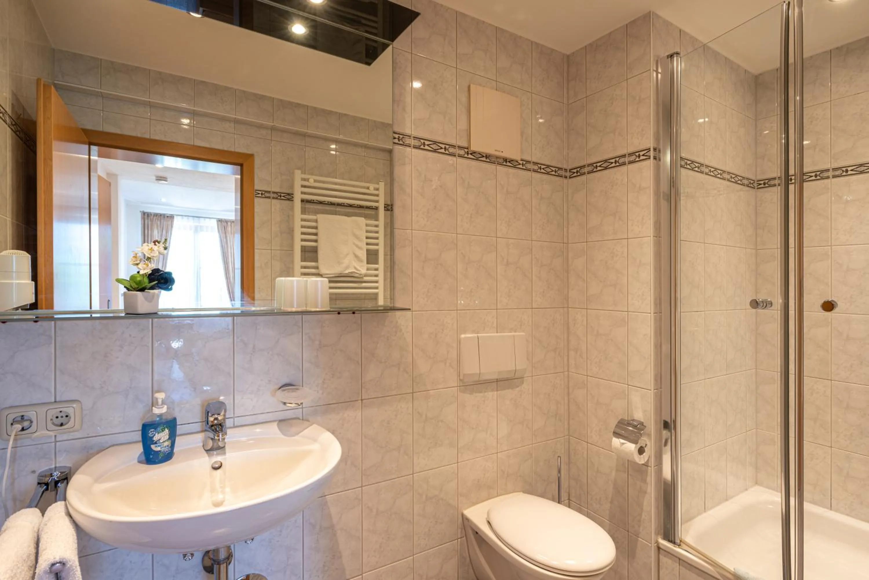 Shower in Aparthotel Werdenfels