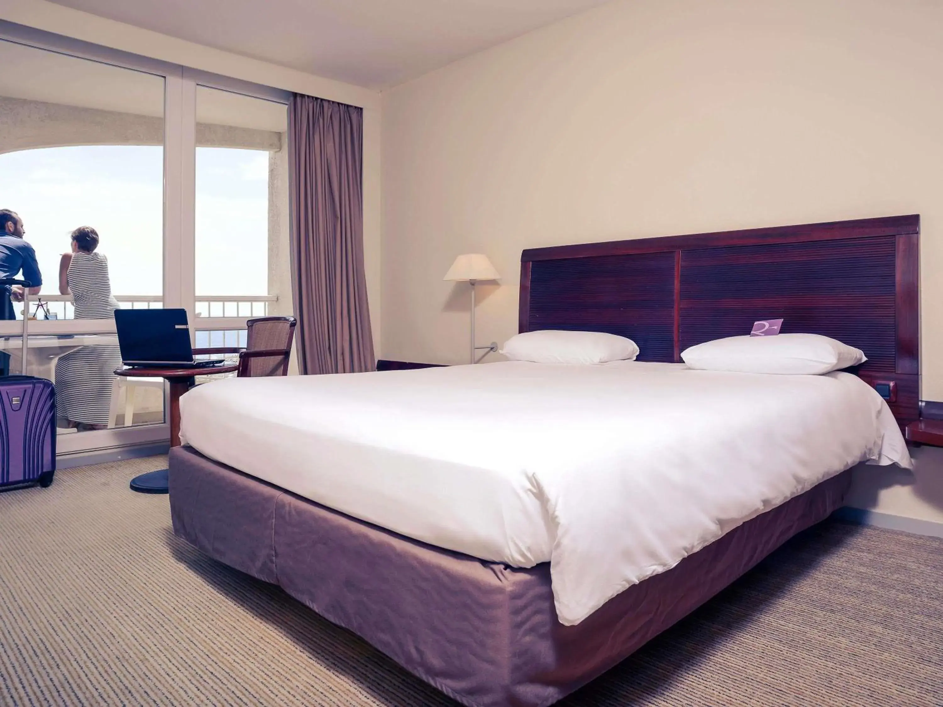 Classic Double Room with Harbor View in Mercure Port La Grande Motte Classic Double Room with Harbor View in Mercure Port La Grande Motte