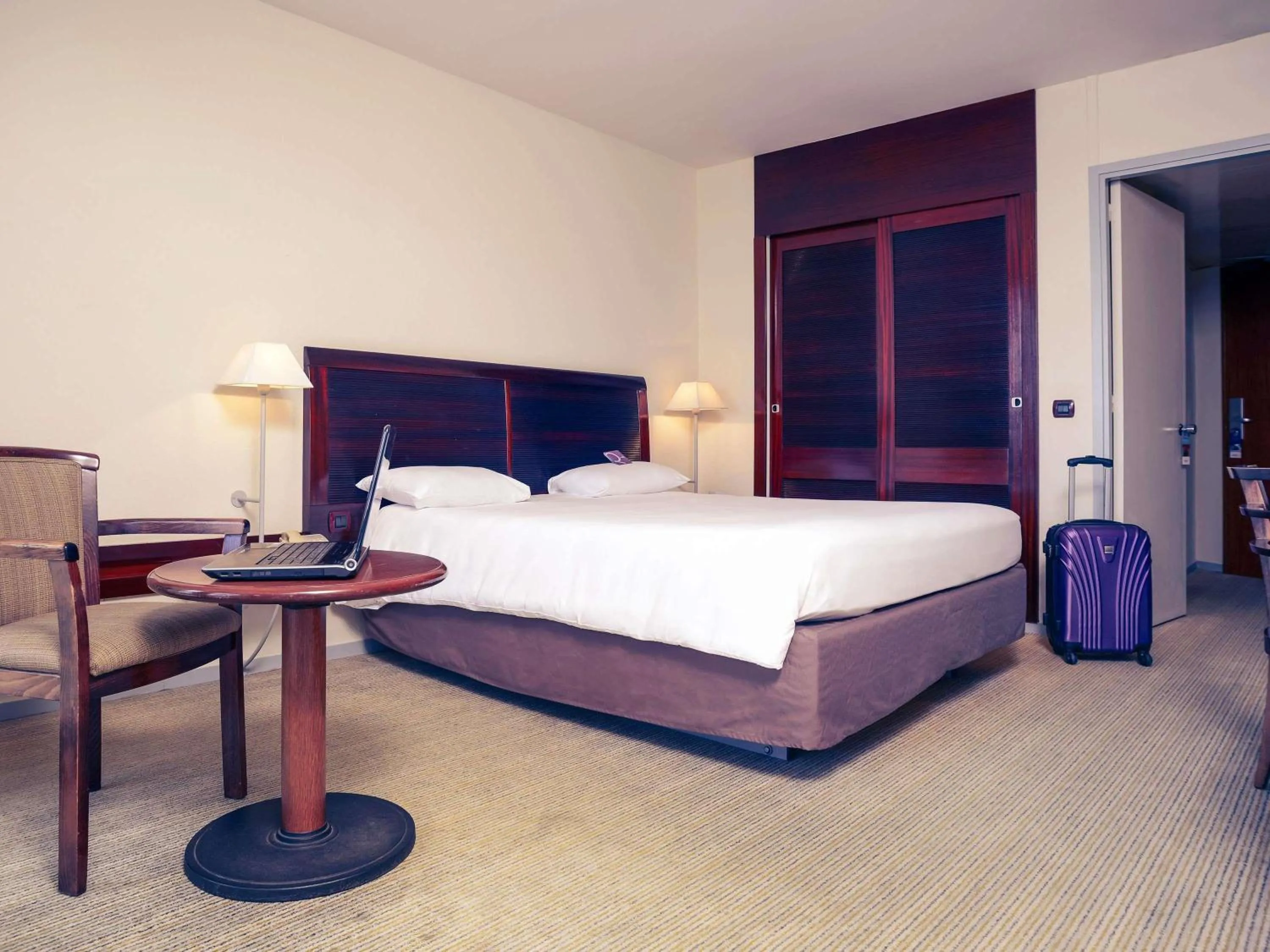 Bedroom, Bed in Mercure Port La Grande Motte