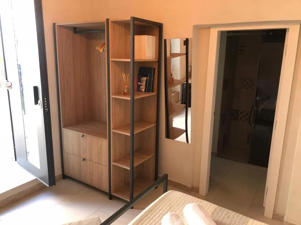 Photo of the whole room, Bed in Locus Pendinelli Trani