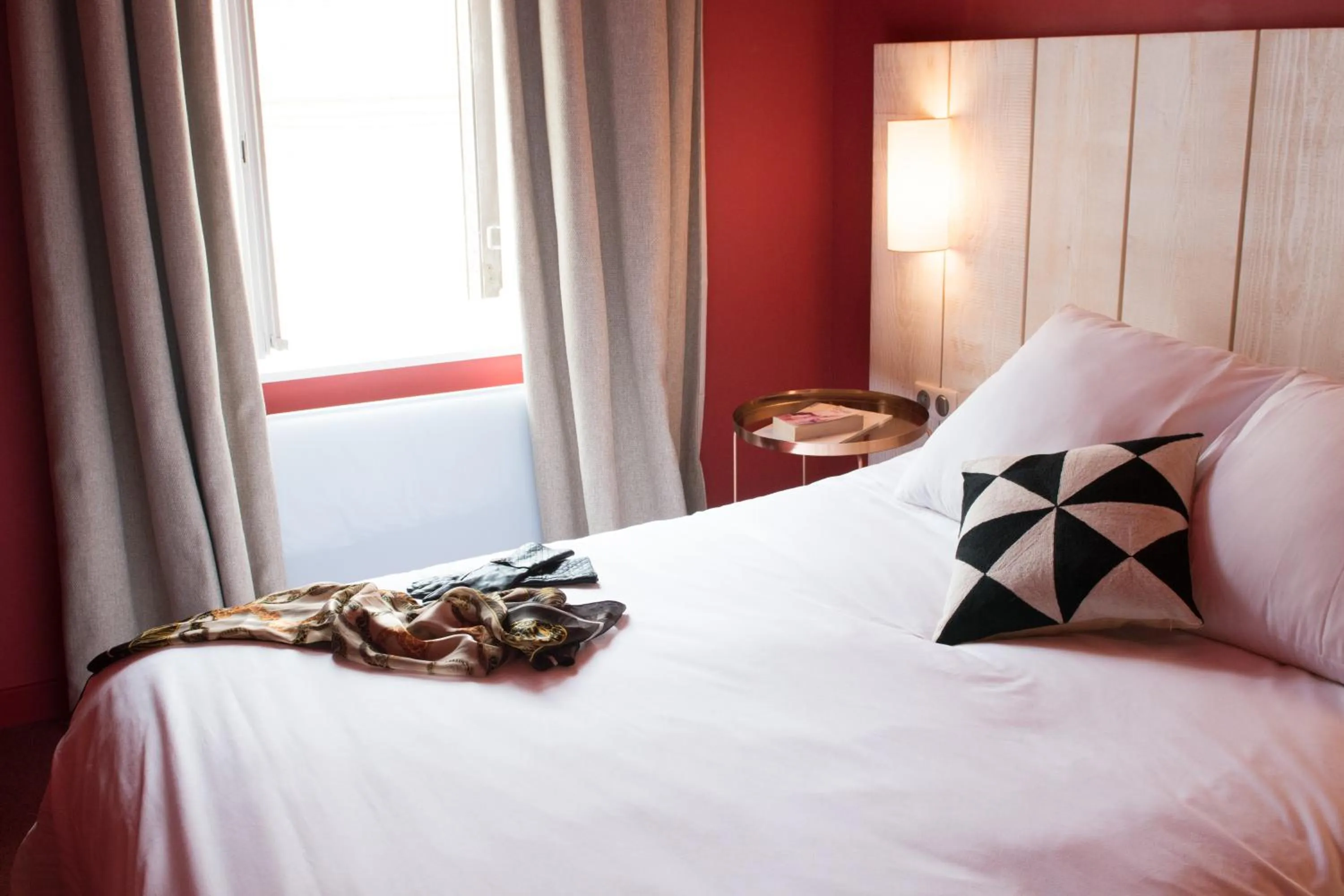 Bedroom, Bed in Le Central Boutique Hôtel