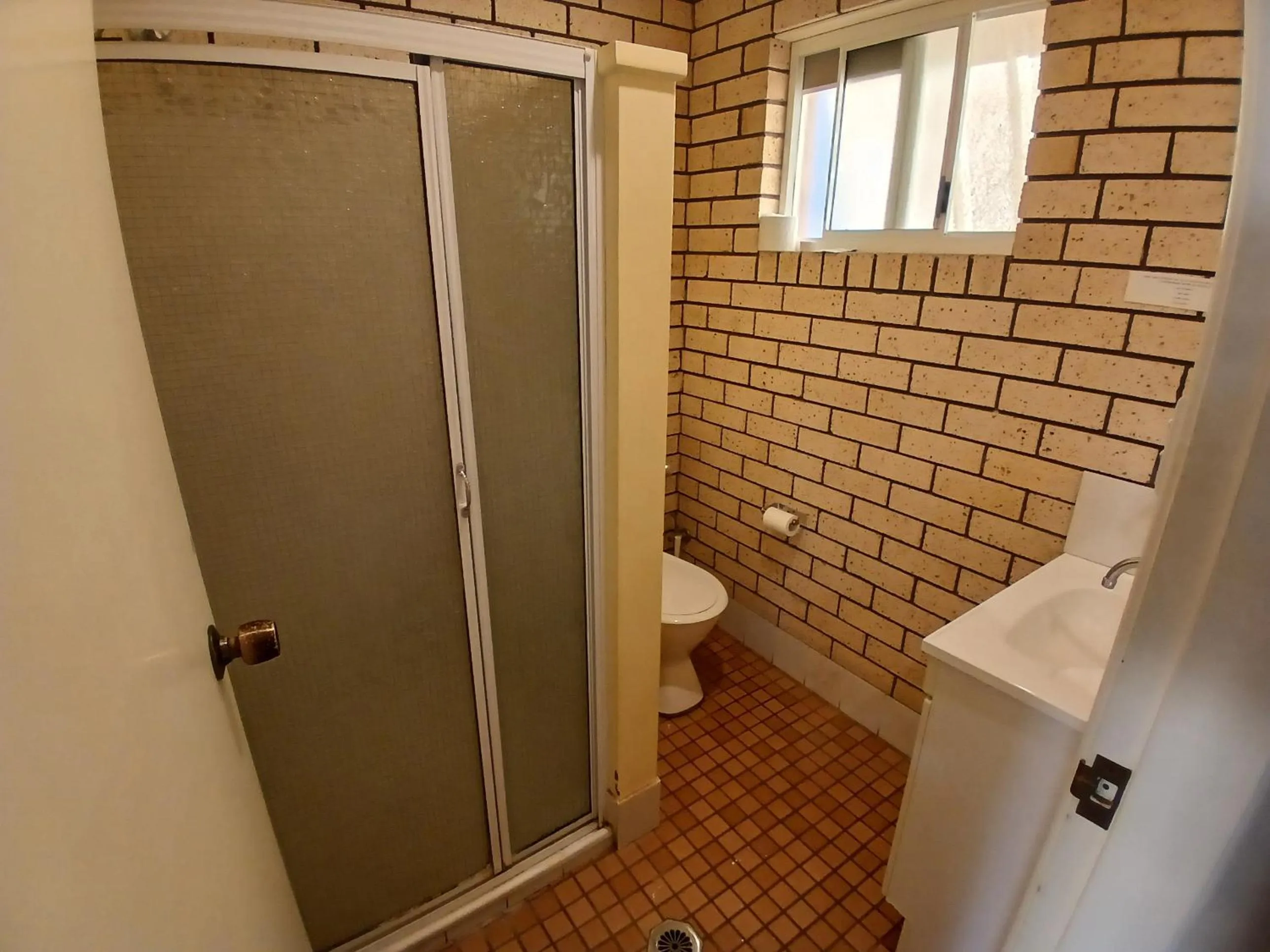 Toilet in Alfa motel