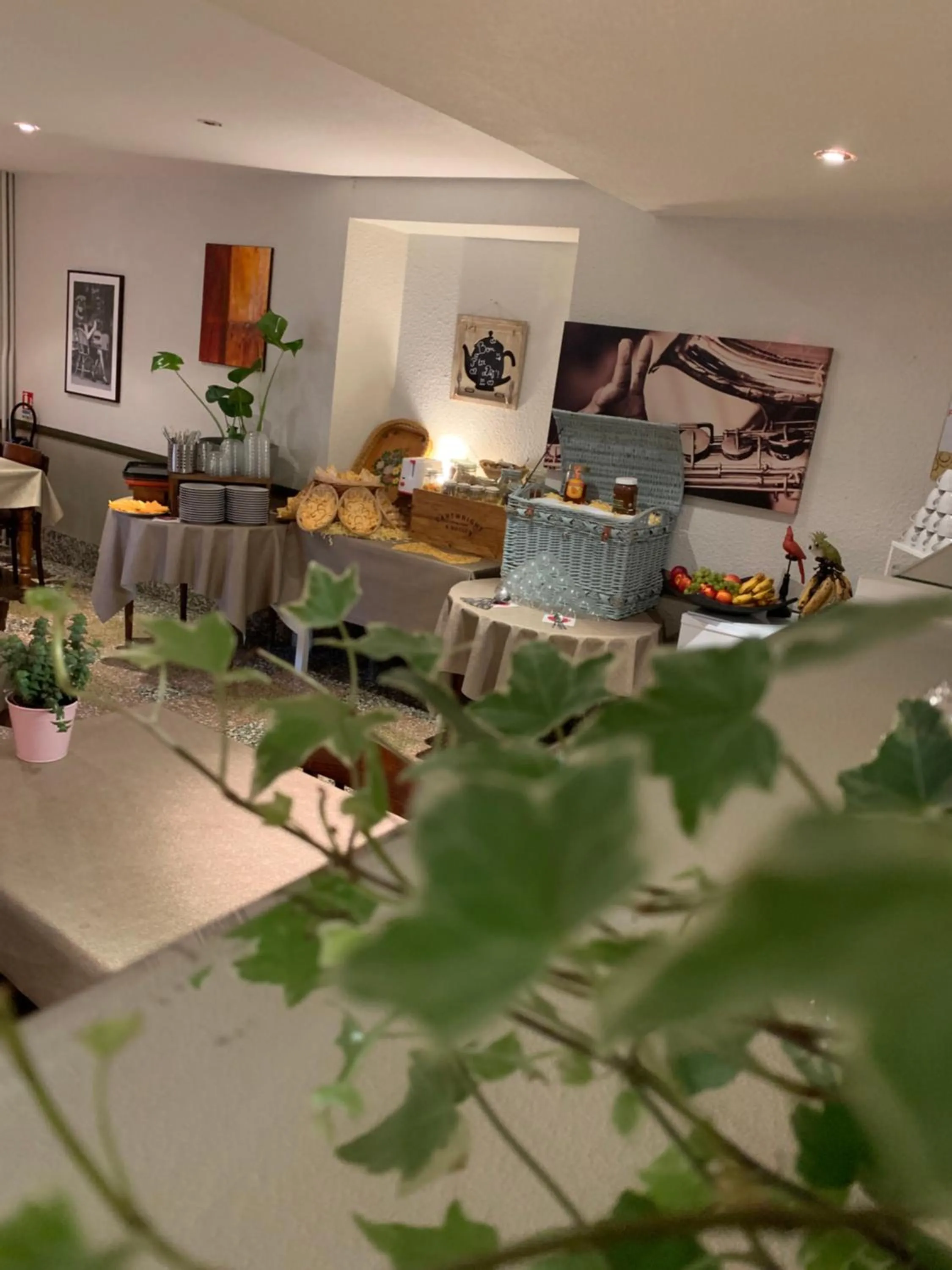 Property building in Initial by balladins, Hôtel Restaurant Broisin