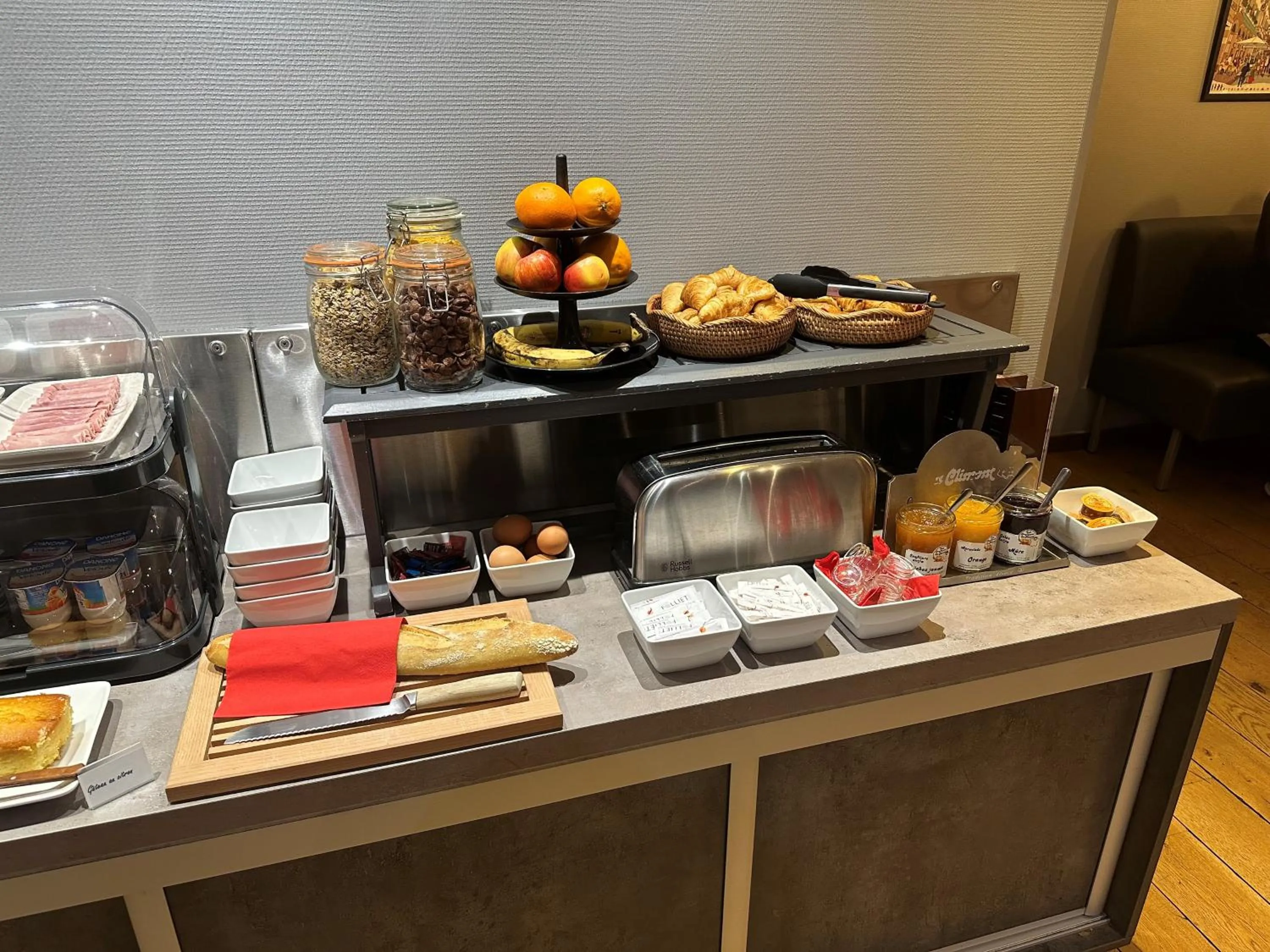 Breakfast in EtC...Hôtel - Strasbourg Hyper Centre