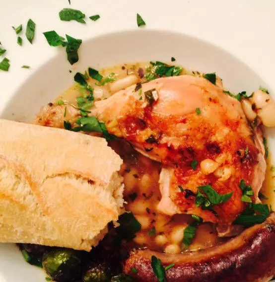 Restaurant/places to eat in Inn on Turner