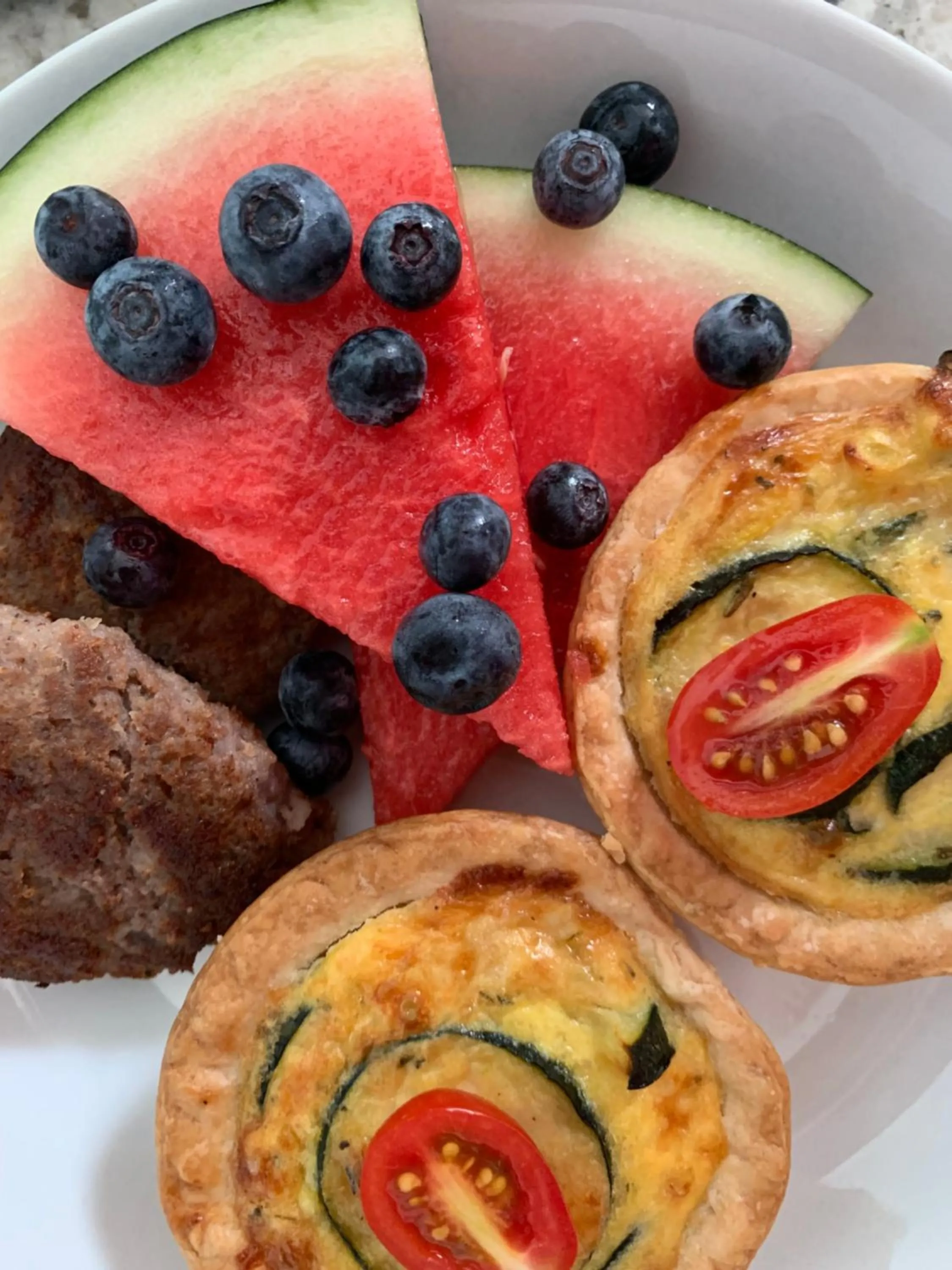 Breakfast in Inn on Turner