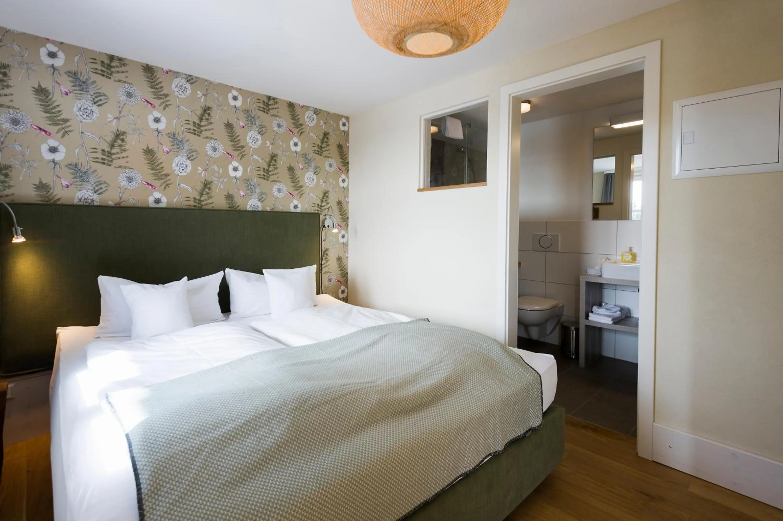 Bed in Berghaus Freiburg - Appartement Hotel auf dem Schauinsland