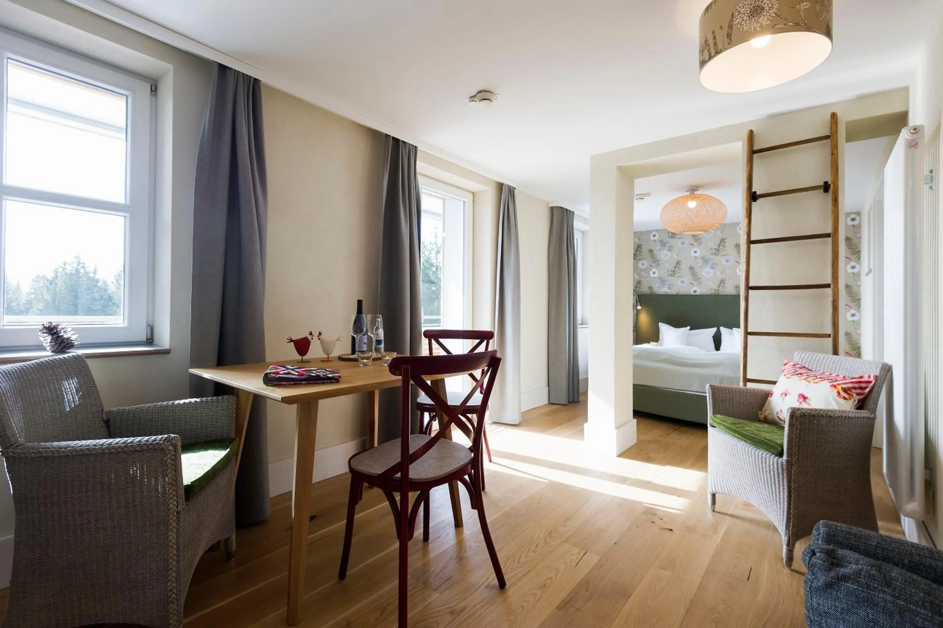 Photo of the whole room, Bed in Berghaus Freiburg - Appartement Hotel auf dem Schauinsland