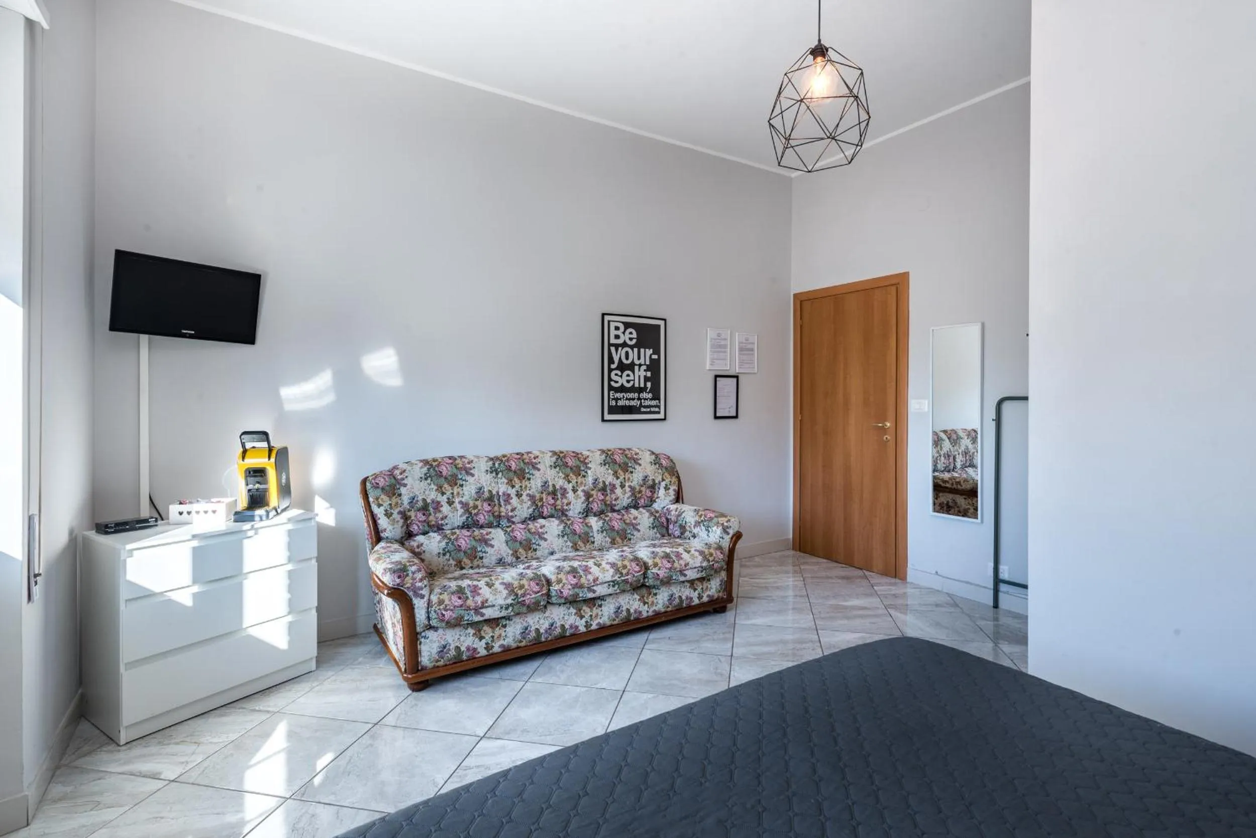 Travelershome Ciampino Rooms