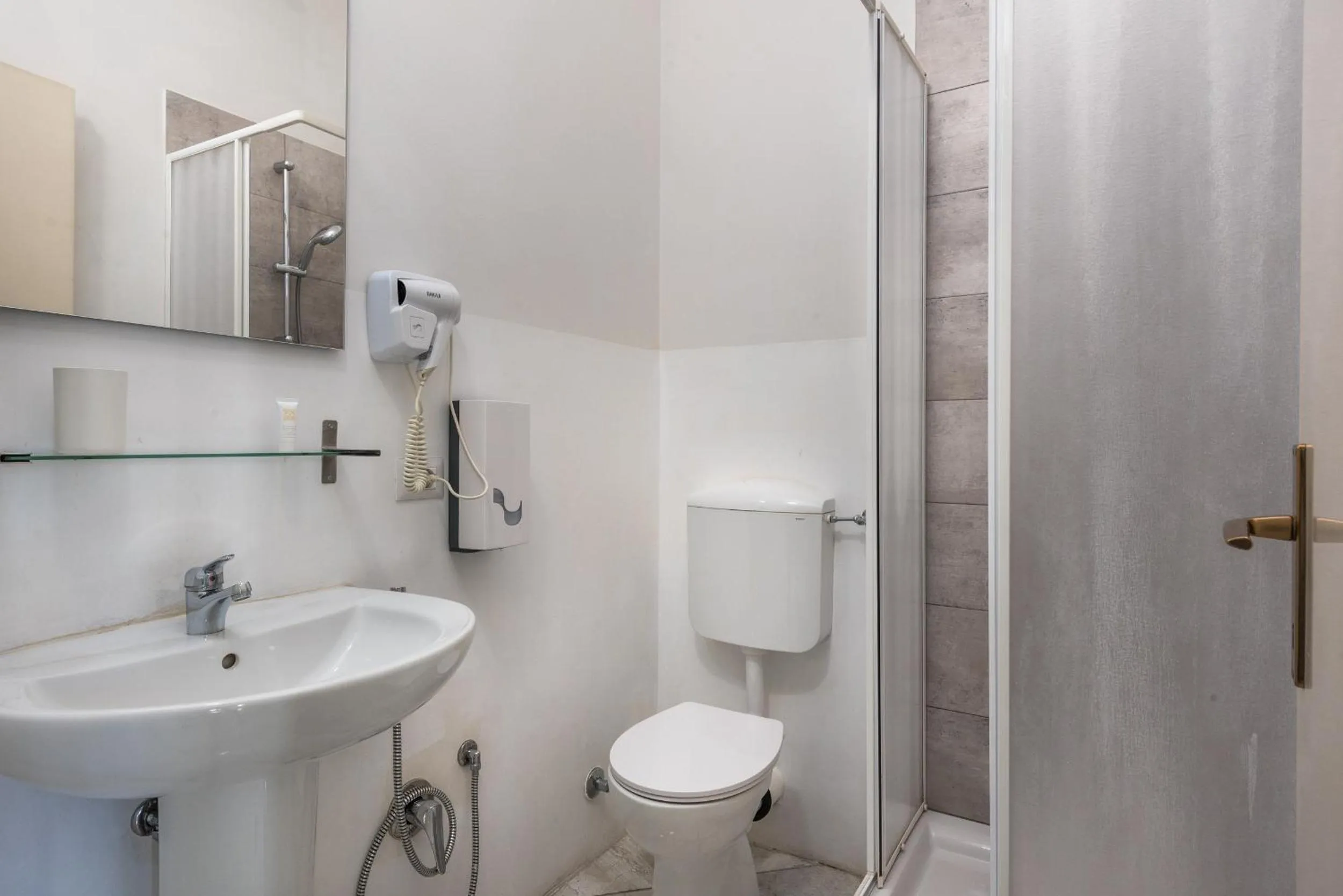 Travelershome Ciampino Rooms