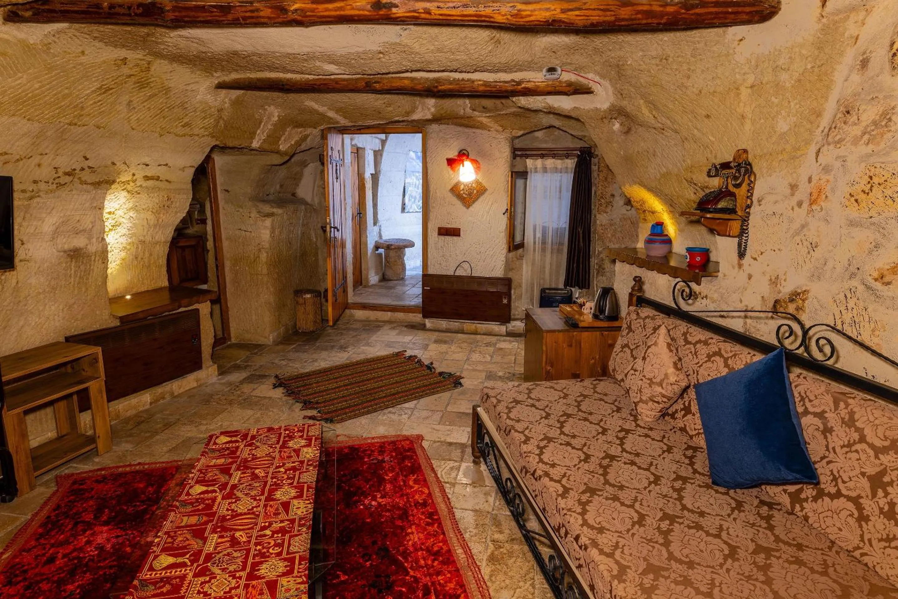 Photo of the whole room, Bed in Lovely Cappadocia Hotel
