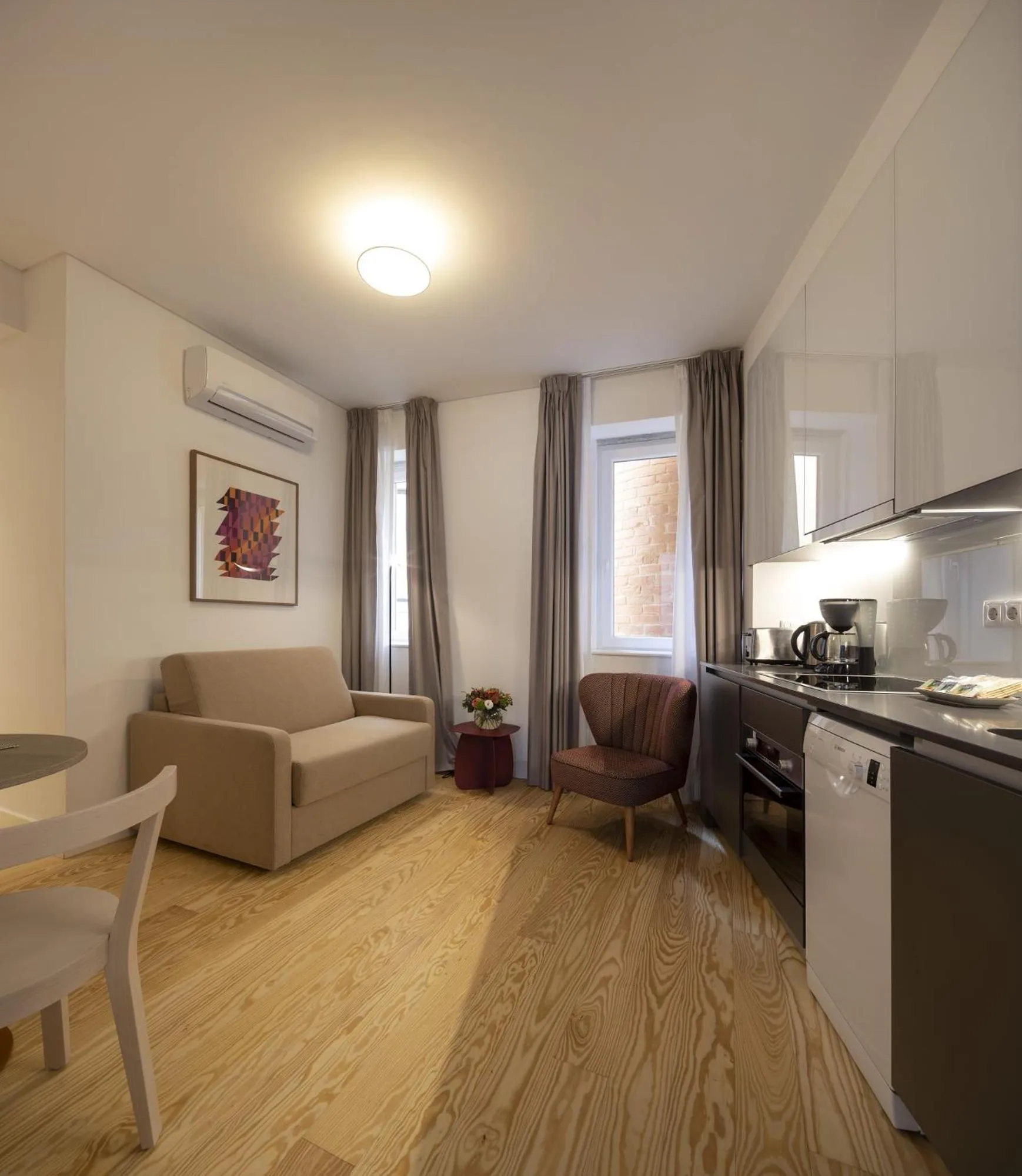 Kitchen or kitchenette in Lisbon Serviced Apartments - Santos