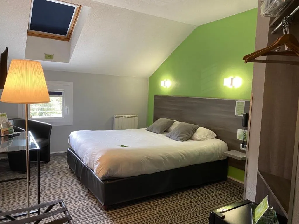 Bed in Hôtel Bagatelle