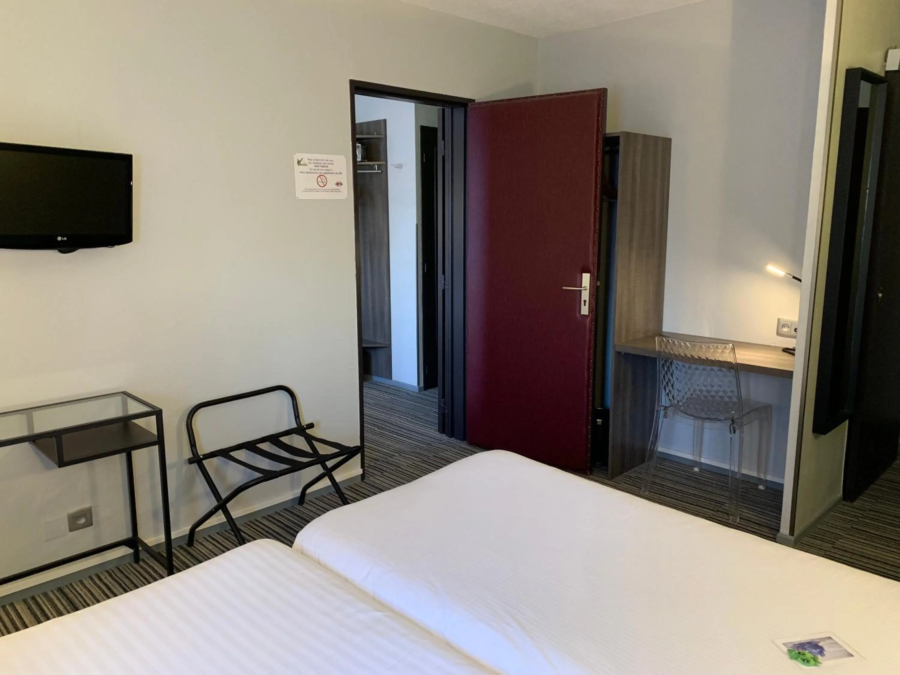 Bed in Hôtel Bagatelle