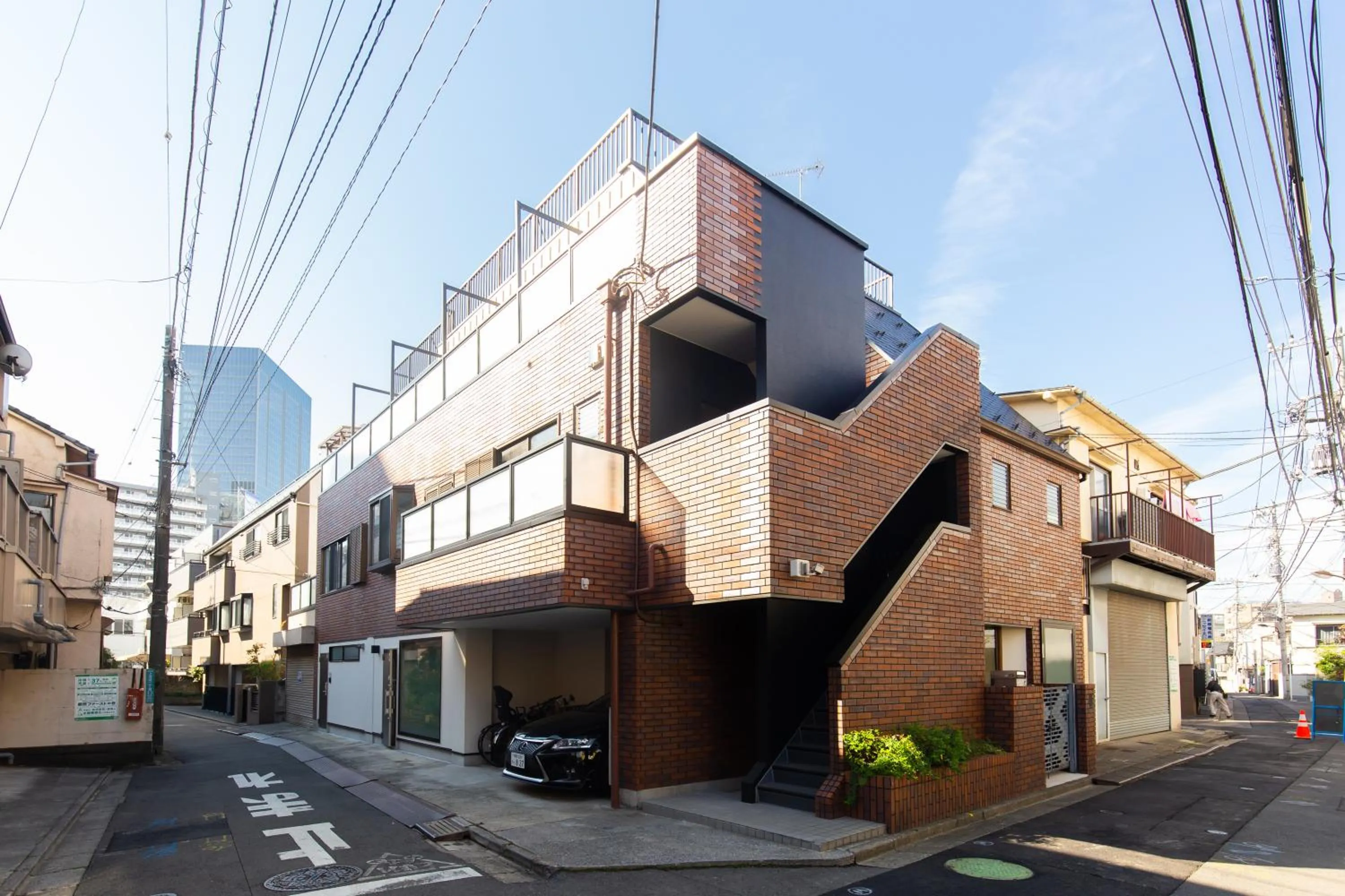 Property building in Cross Bridge Ikebukuro