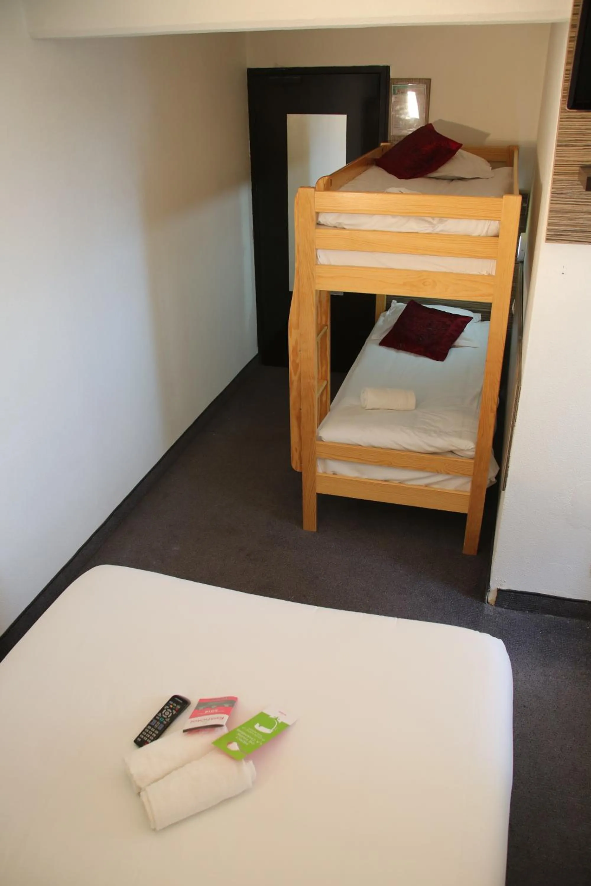 Bed in Fasthotel Lens Noyelles Godault