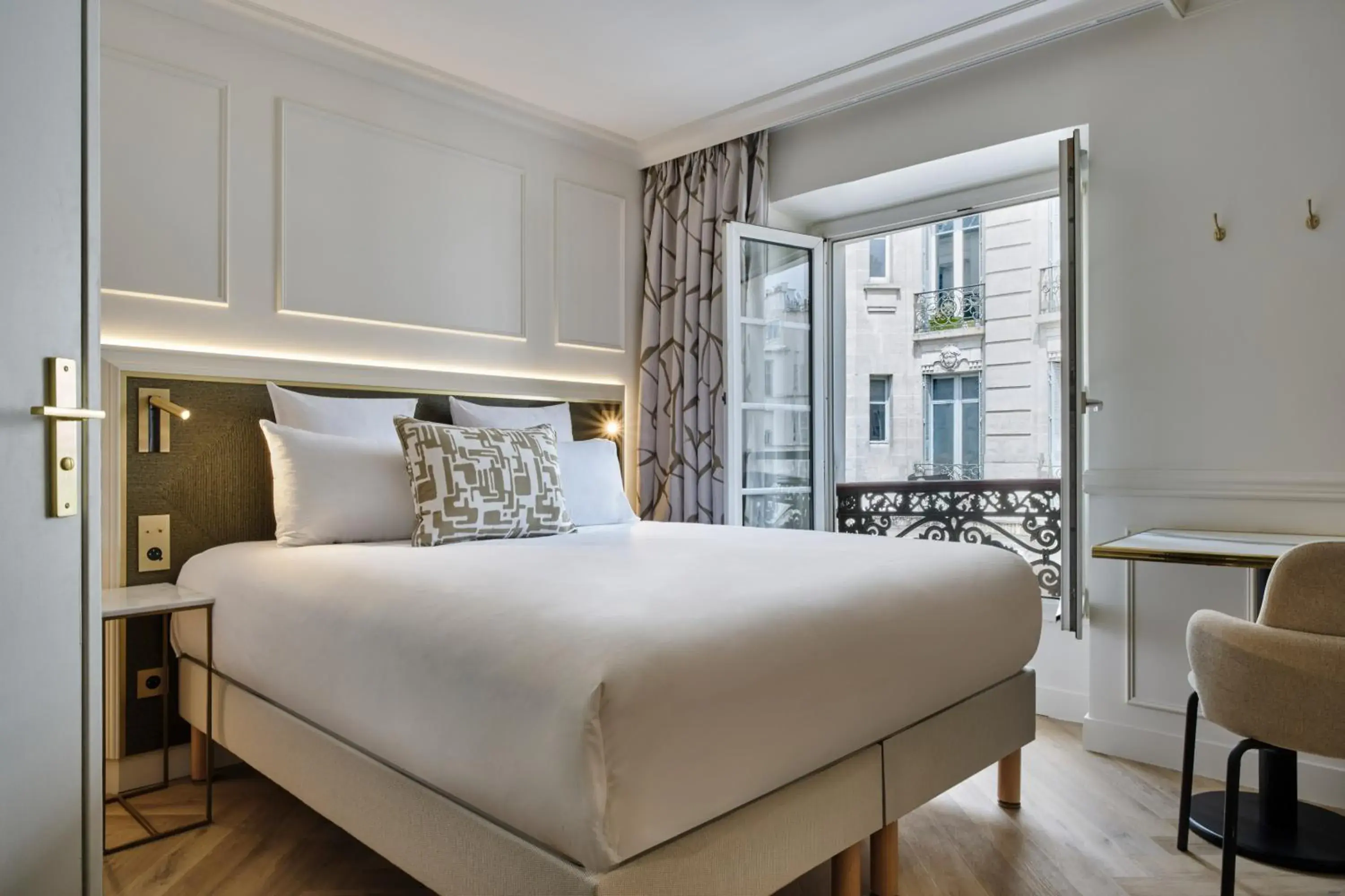 Superior Double Room - single occupancy in Posy Hotel by Happyculture Superior Double Room - single occupancy in Posy Hotel by Happyculture