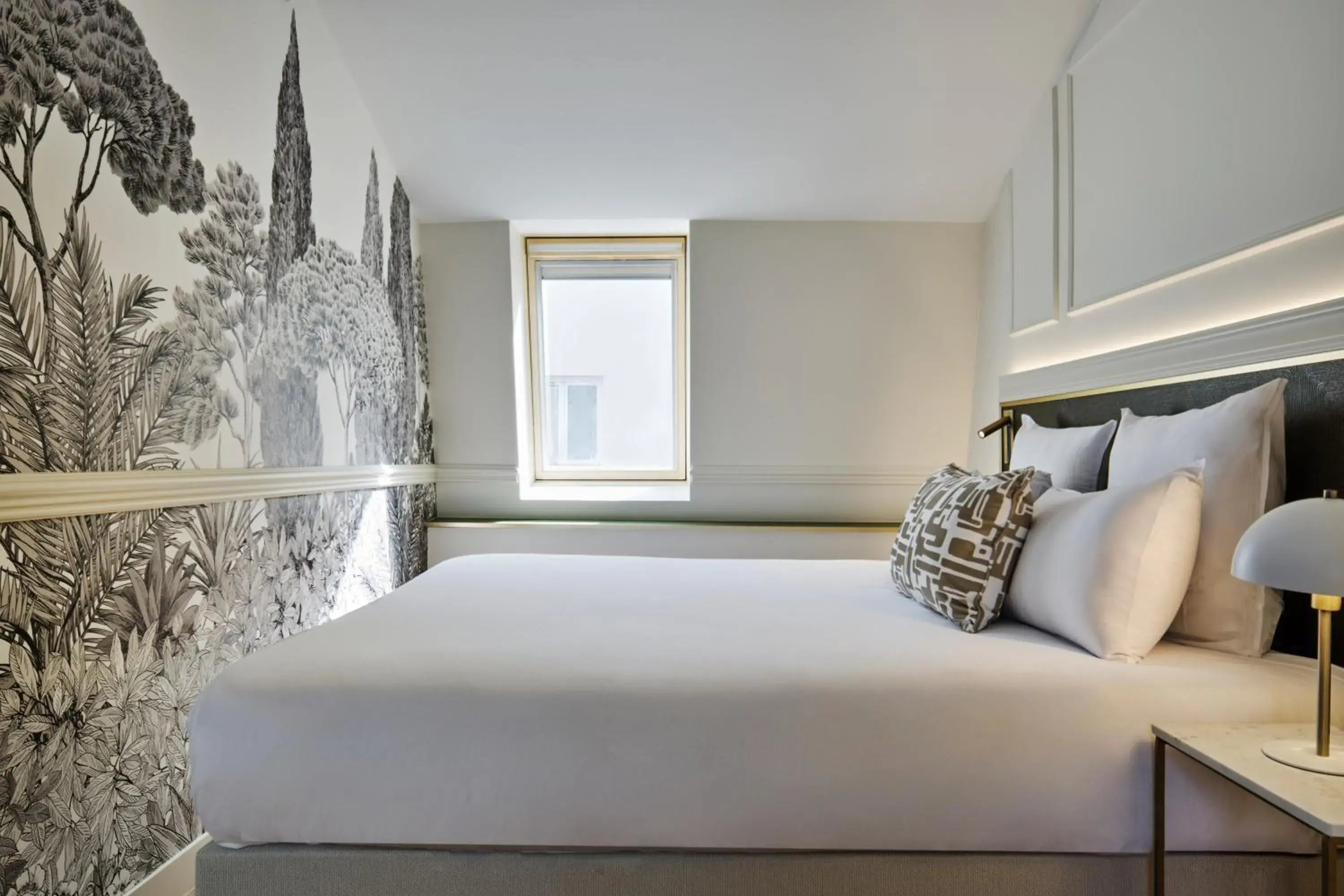 Junior Suite in Posy Hotel by Happyculture Junior Suite in Posy Hotel by Happyculture