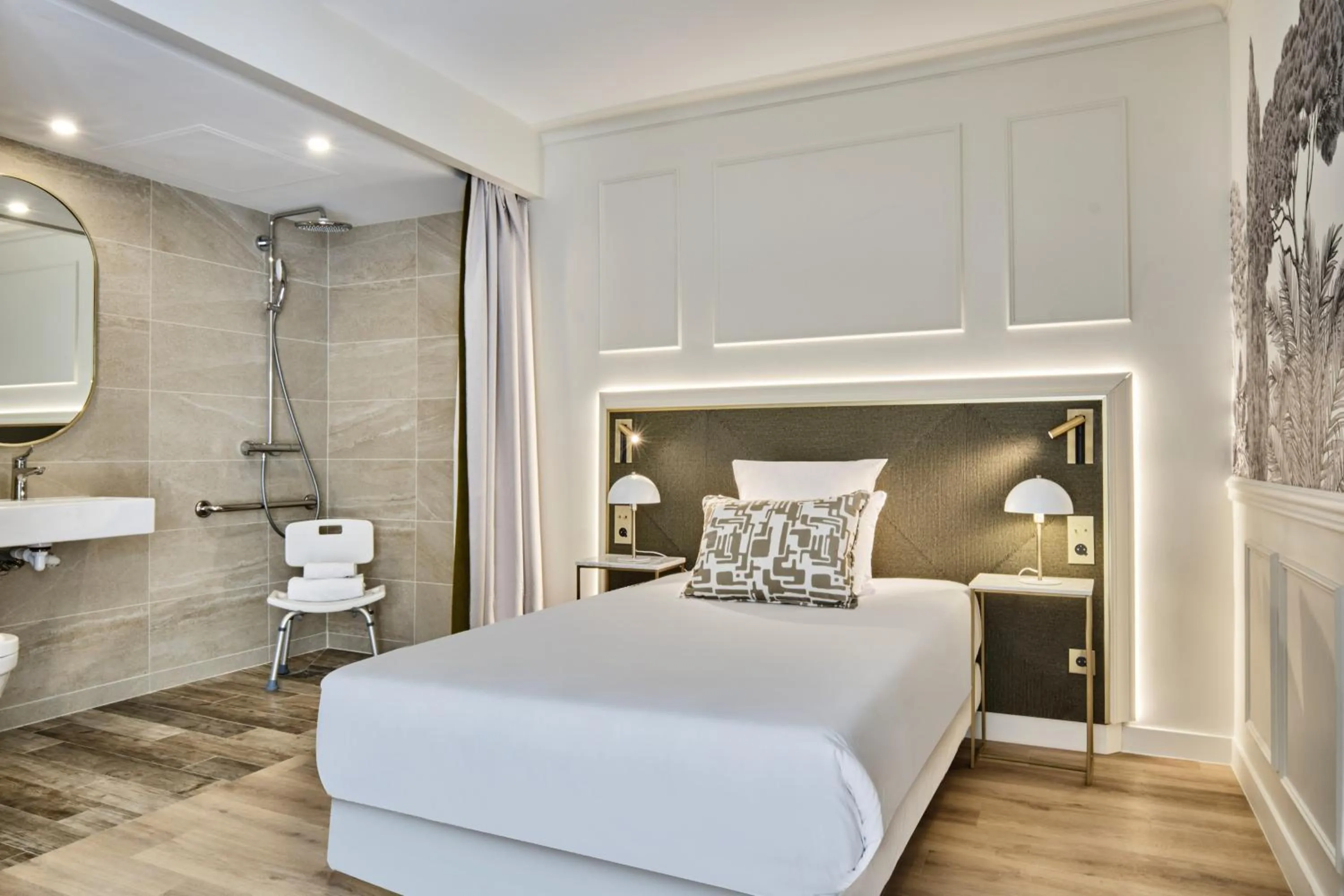 Bedroom, Bed in Posy Hotel by Happyculture