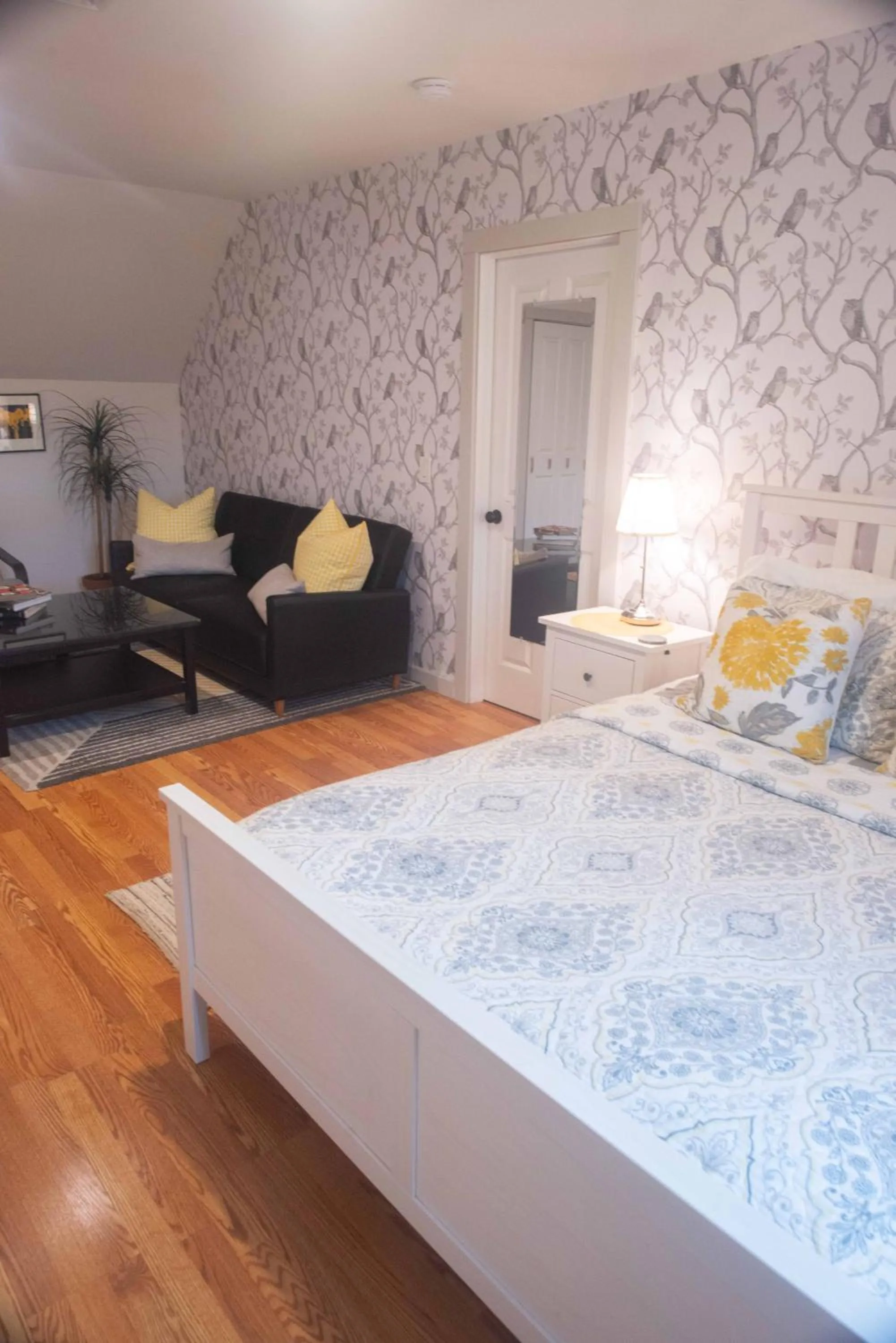 Bed in Moonshadow B&B