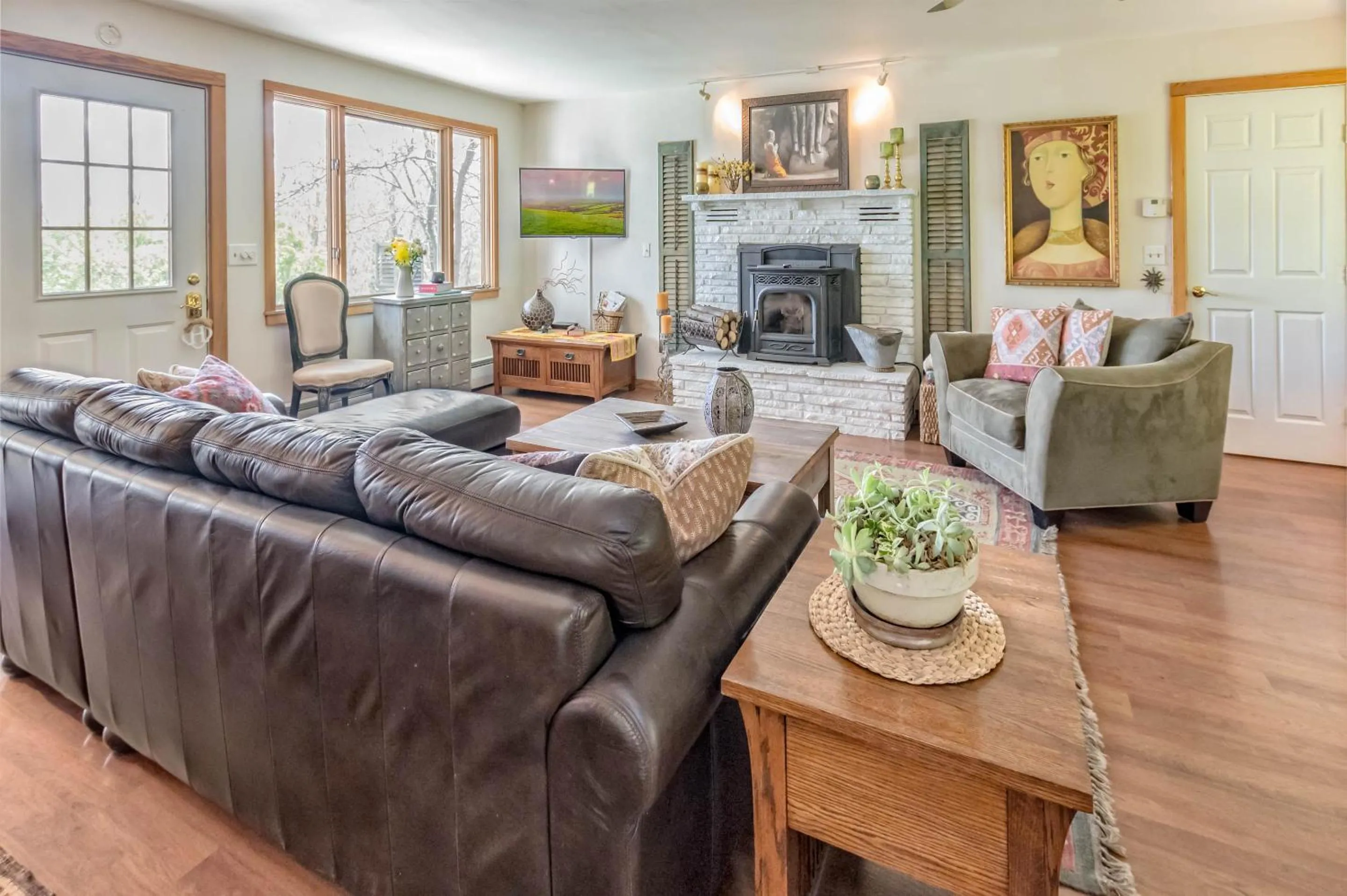 Living room in Moonshadow B&B