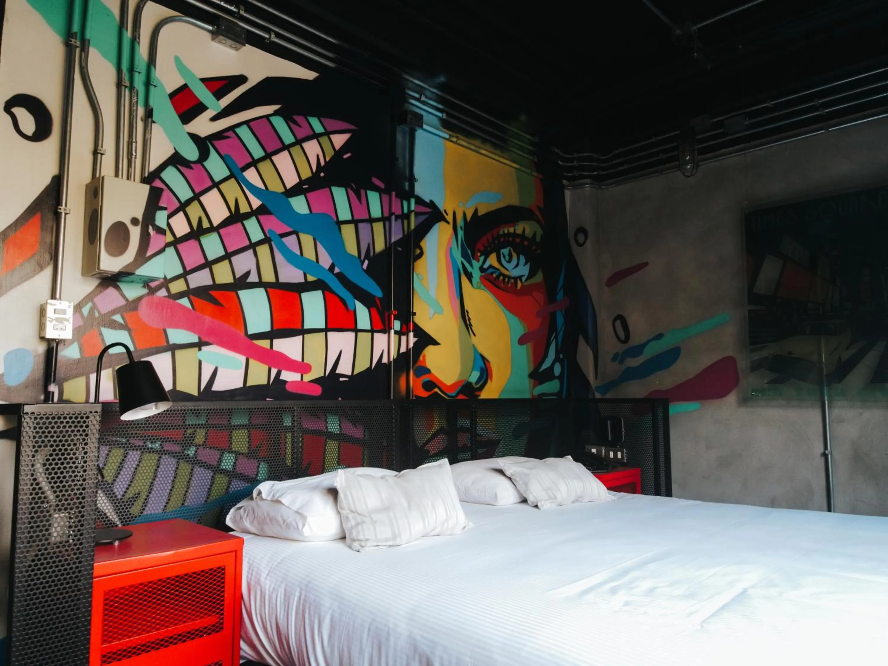 Bed in LOFT Hotel by Sommelier Hoteles