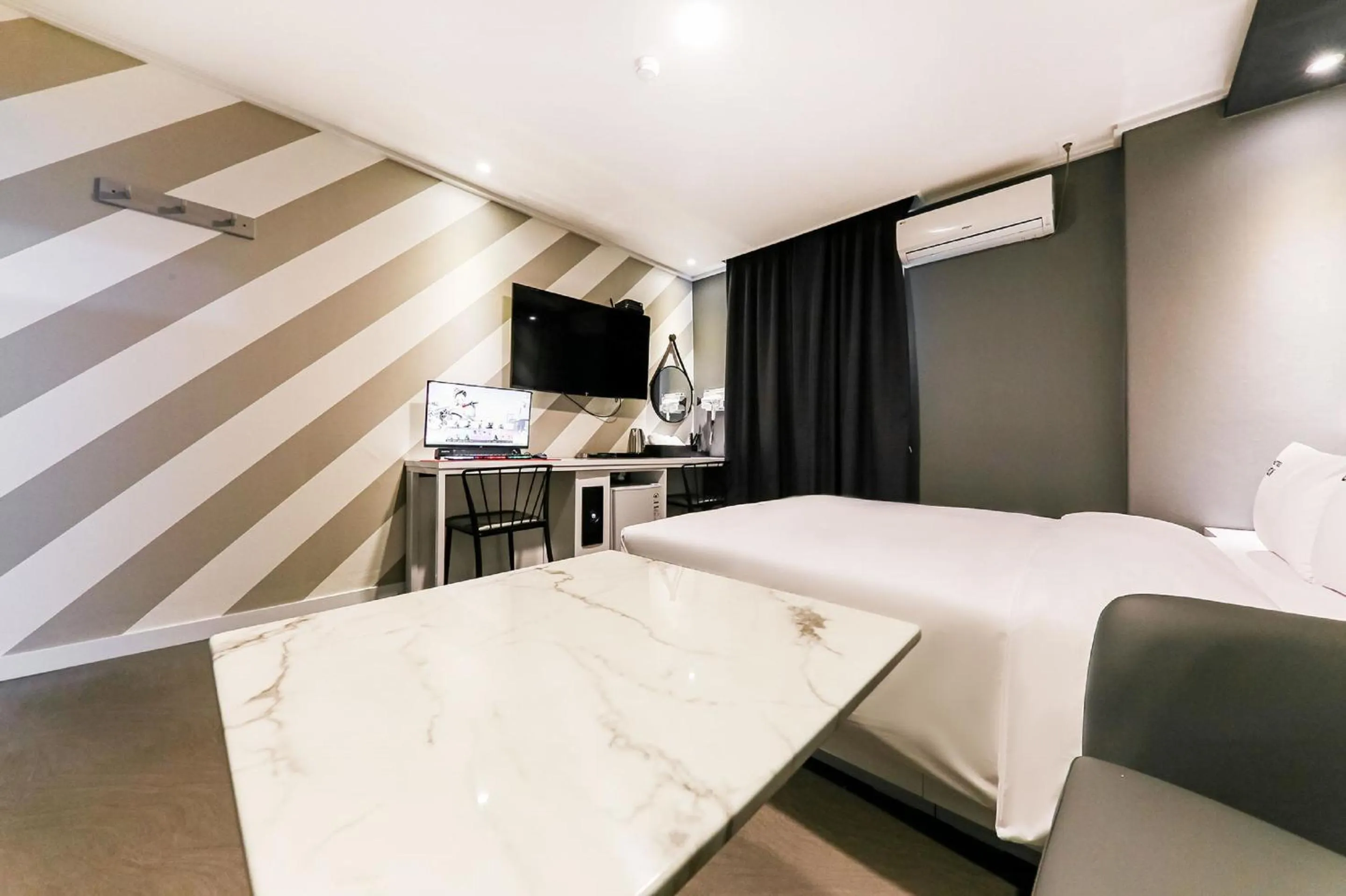 TV/Entertainment Center in hotel box