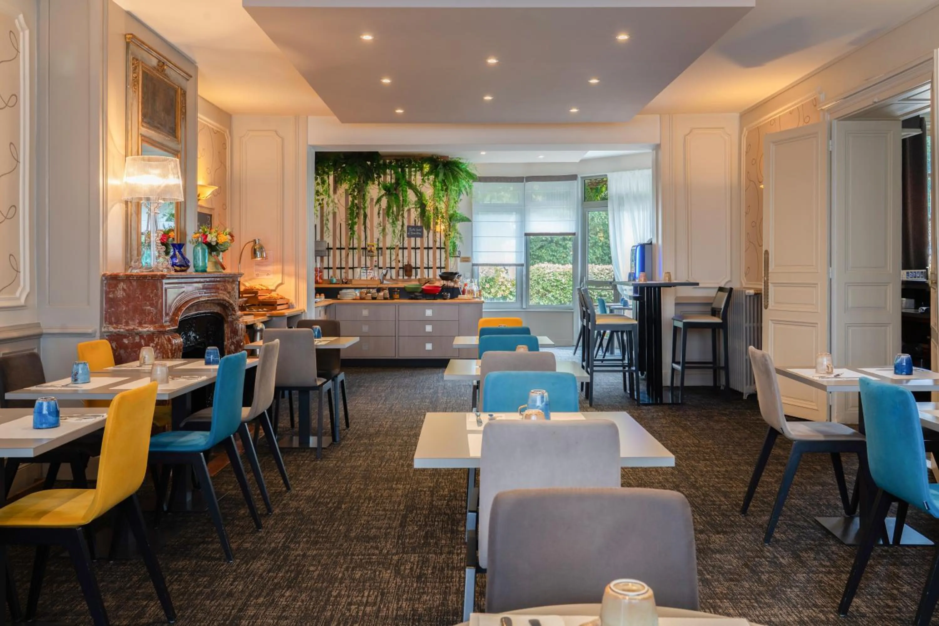 Breakfast in The Originals Boutique, Hôtel Normandie, Auxerre