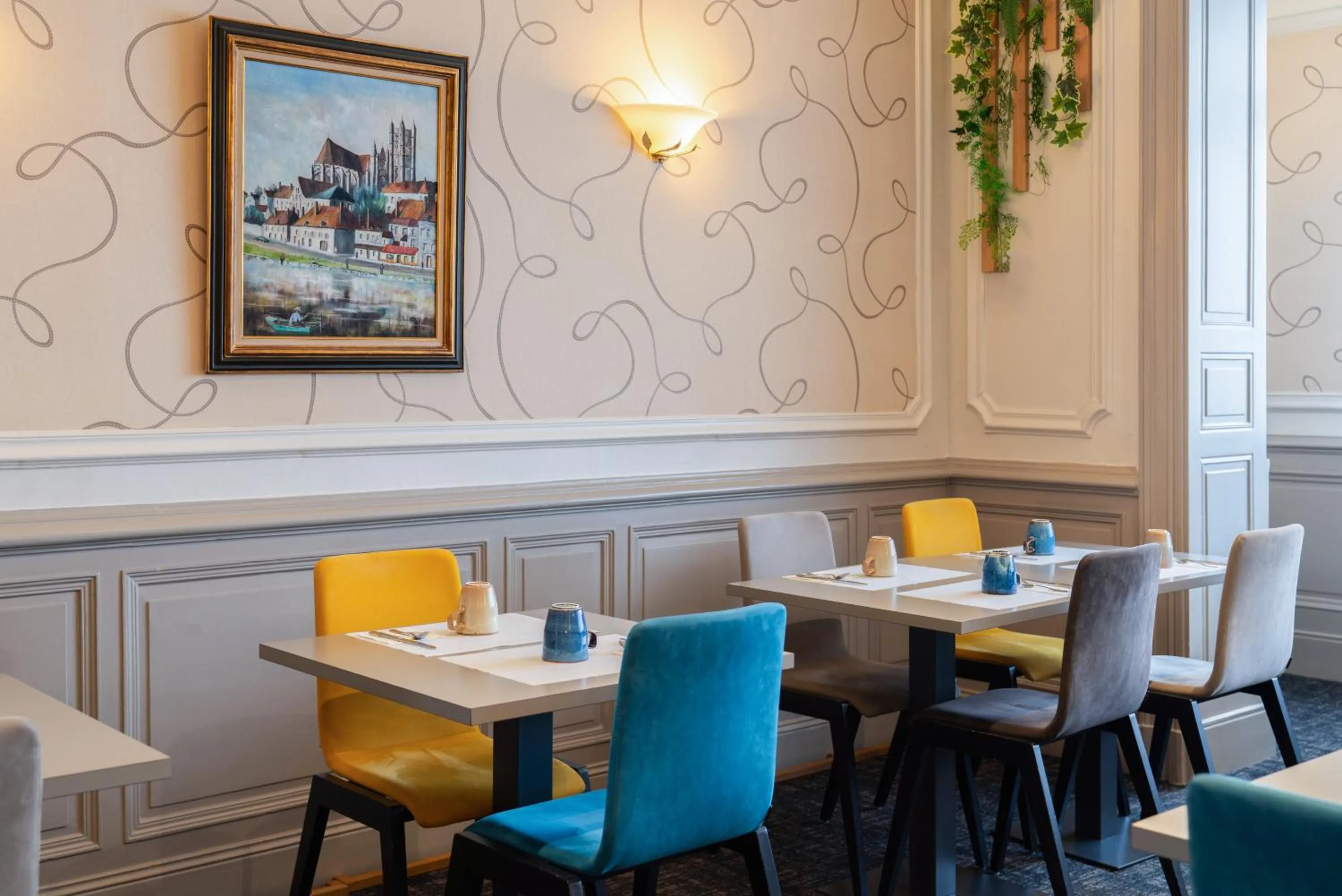 Breakfast in The Originals Boutique, Hôtel Normandie, Auxerre