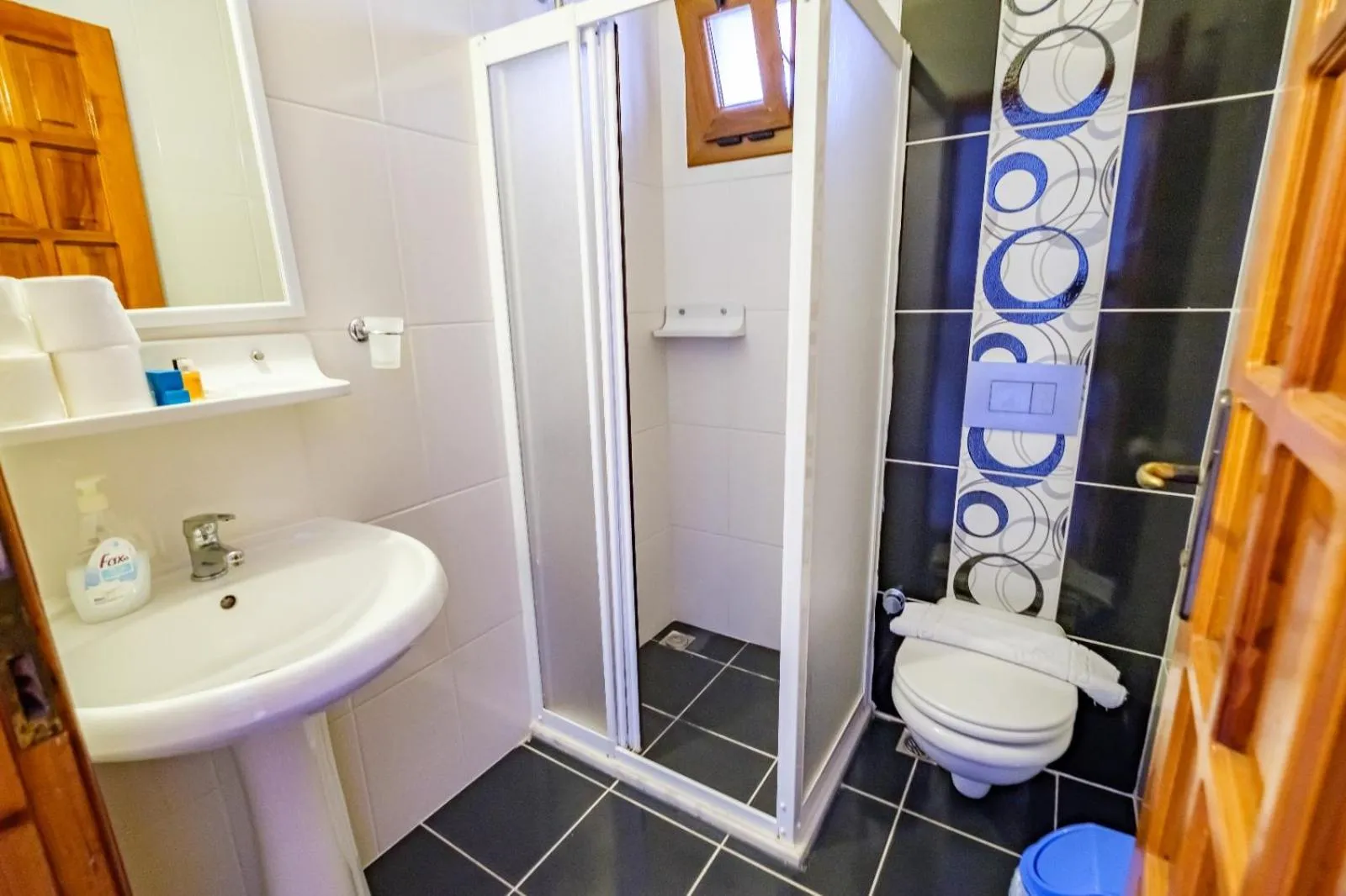 Bathroom in Sardunya Otel ARKA BİNA