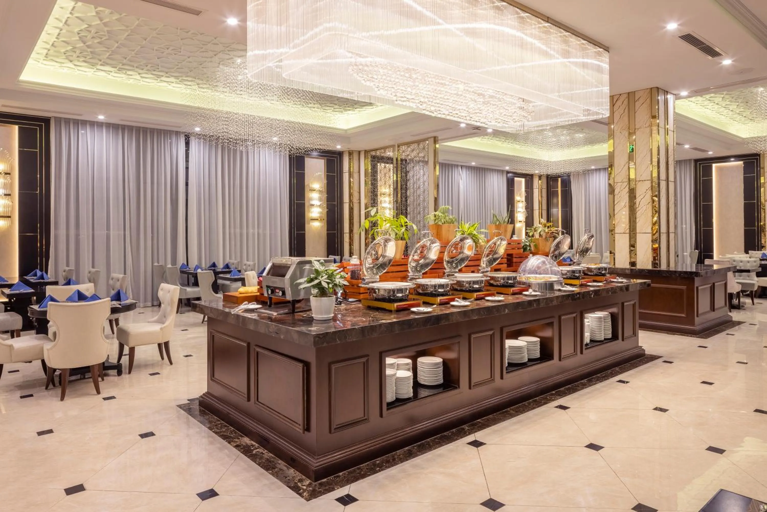 Restaurant/places to eat in Meliá Vinpearl Hai Phong Rivera
