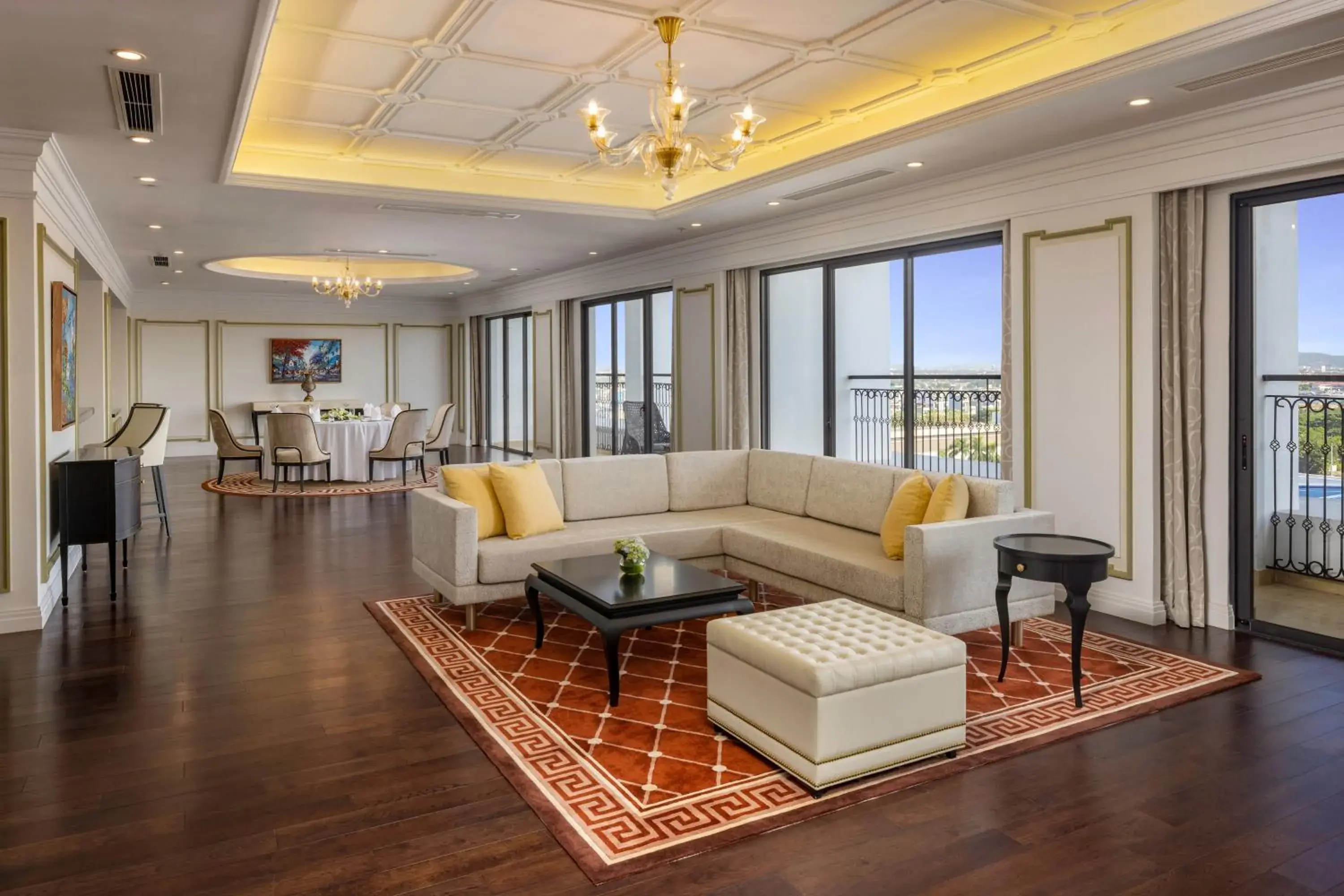 Presidential Suite in Meliá Vinpearl Hai Phong Rivera Presidential Suite in Meliá Vinpearl Hai Phong Rivera