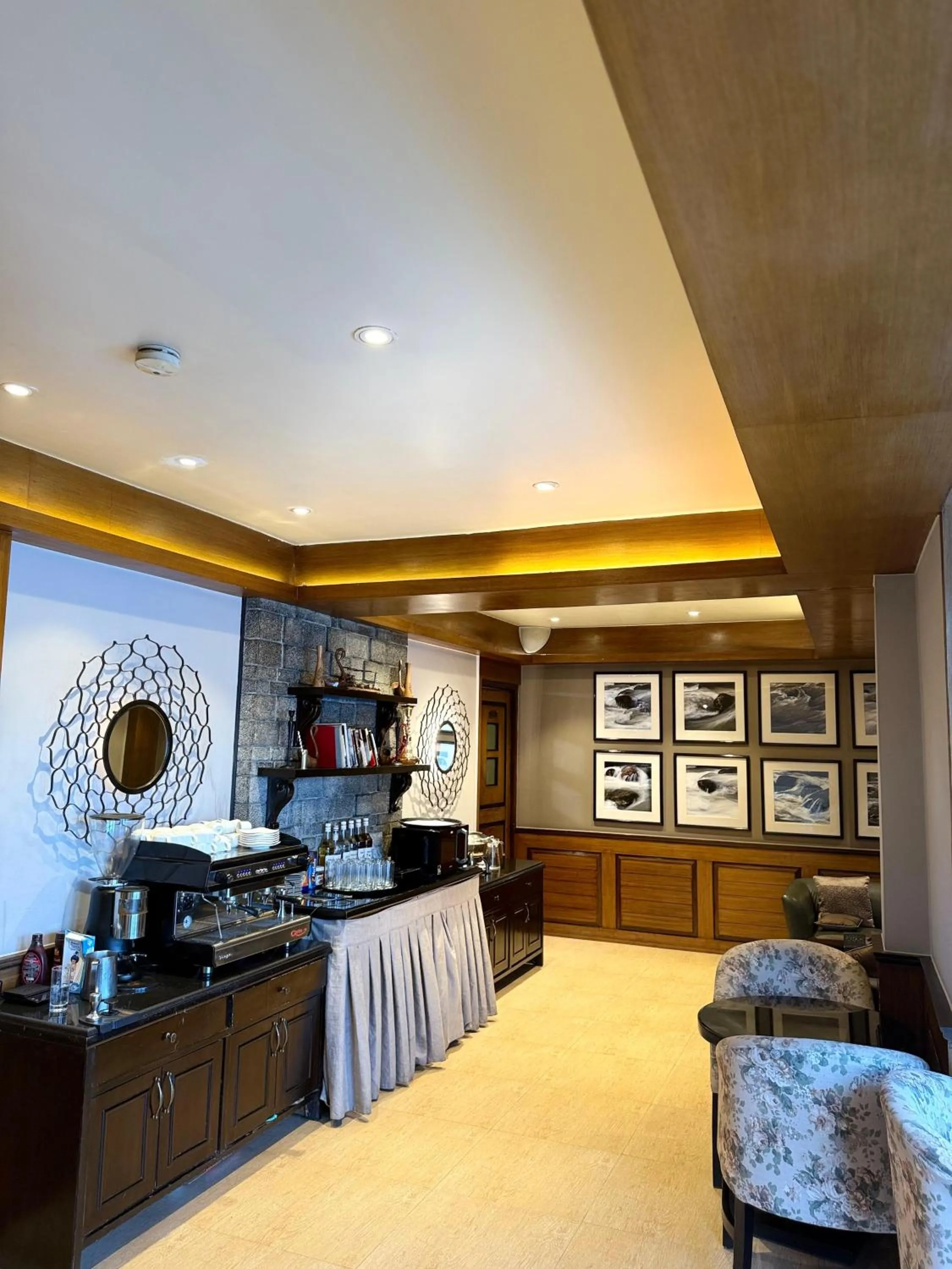 Coffee/tea facilities in The Vintage Gulmarg